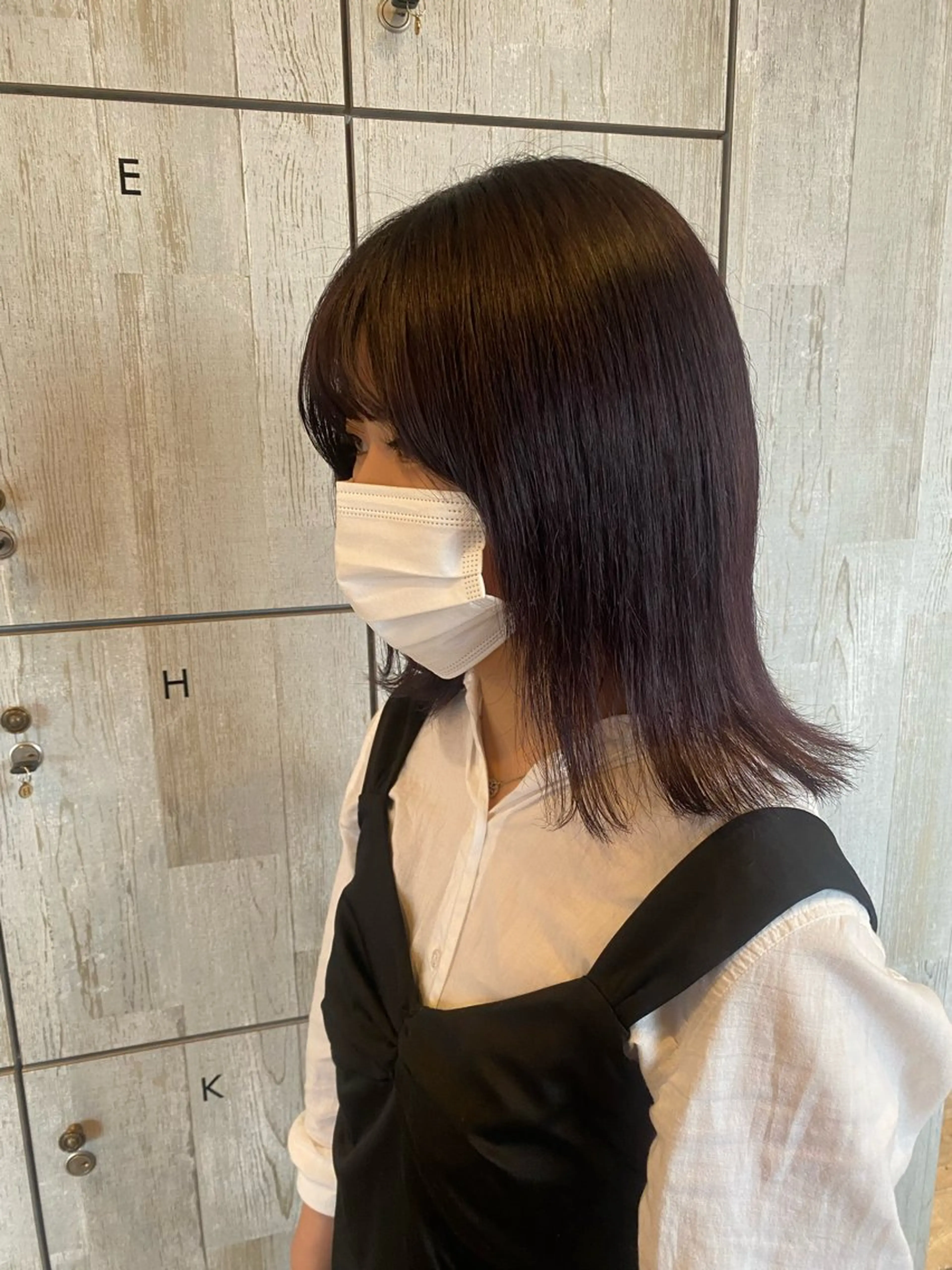 ミディアム あいさ🤍ムラ無しカ ラー🤍のヘアスタイル