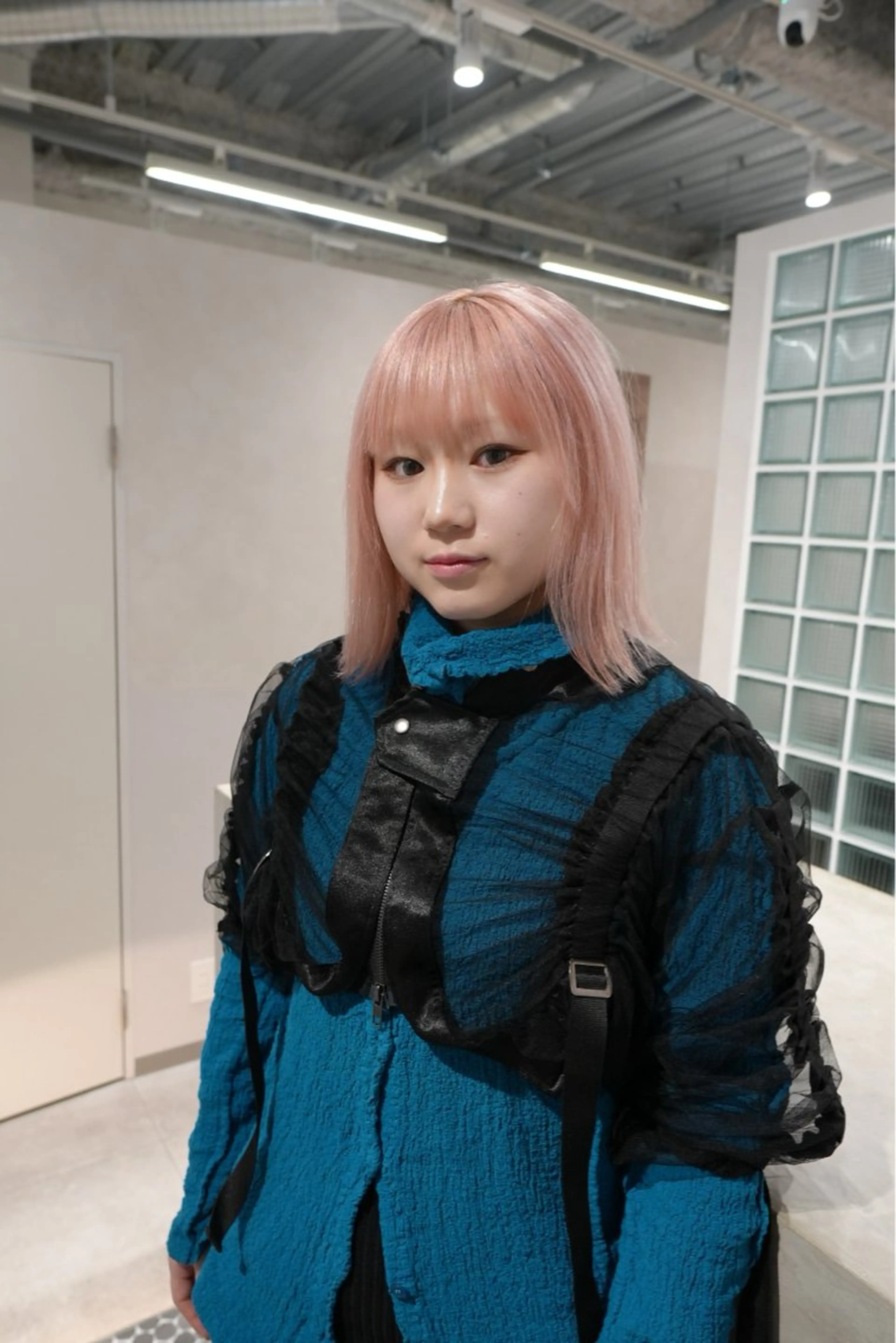 ショート カラー ハイトーンカラー ピンクカラー ホワイトピンク ボブ ヘアカラー トリートメント 鈴木/ミルクティー/ ブリーチ/ボブ/のヘアスタイル