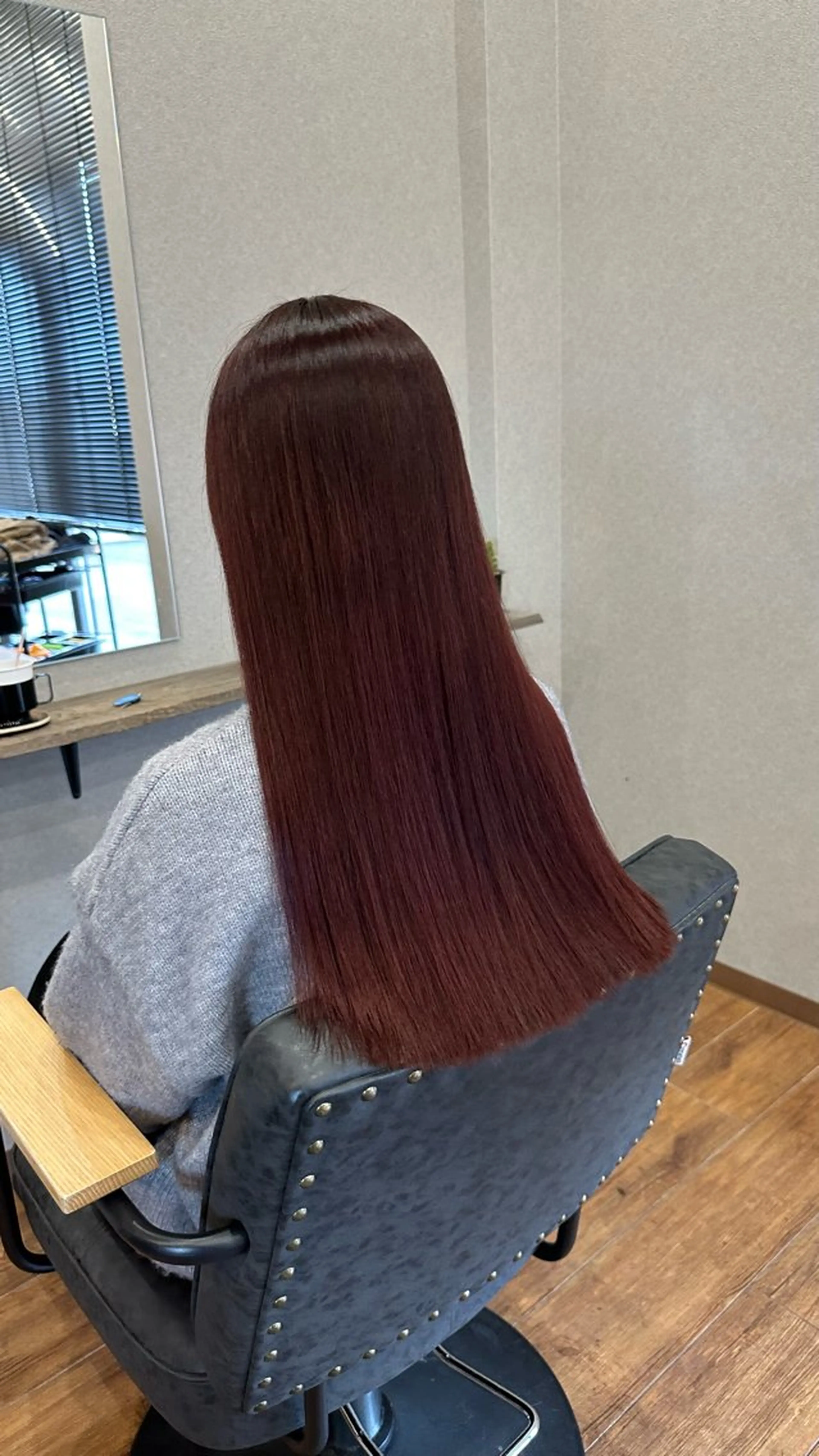 ロング カラー ブリーチ ブリーチなしカラー レッドカラー ヘアカラー トリートメント clocca所属・鵜飼 真伍のヘアスタイル