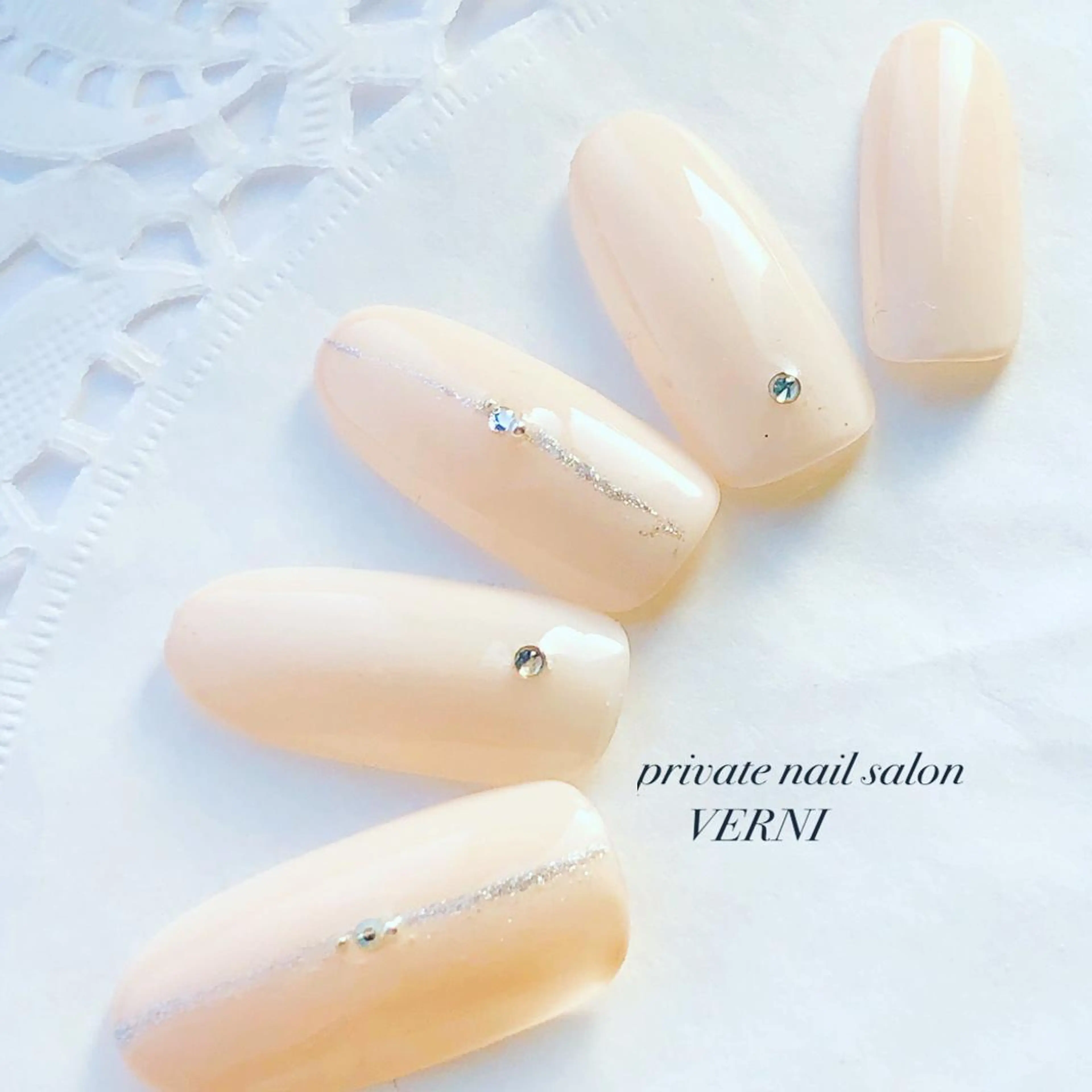 ネイル 自爪育成ネイルサロン ヴェルニのネイルデザイン