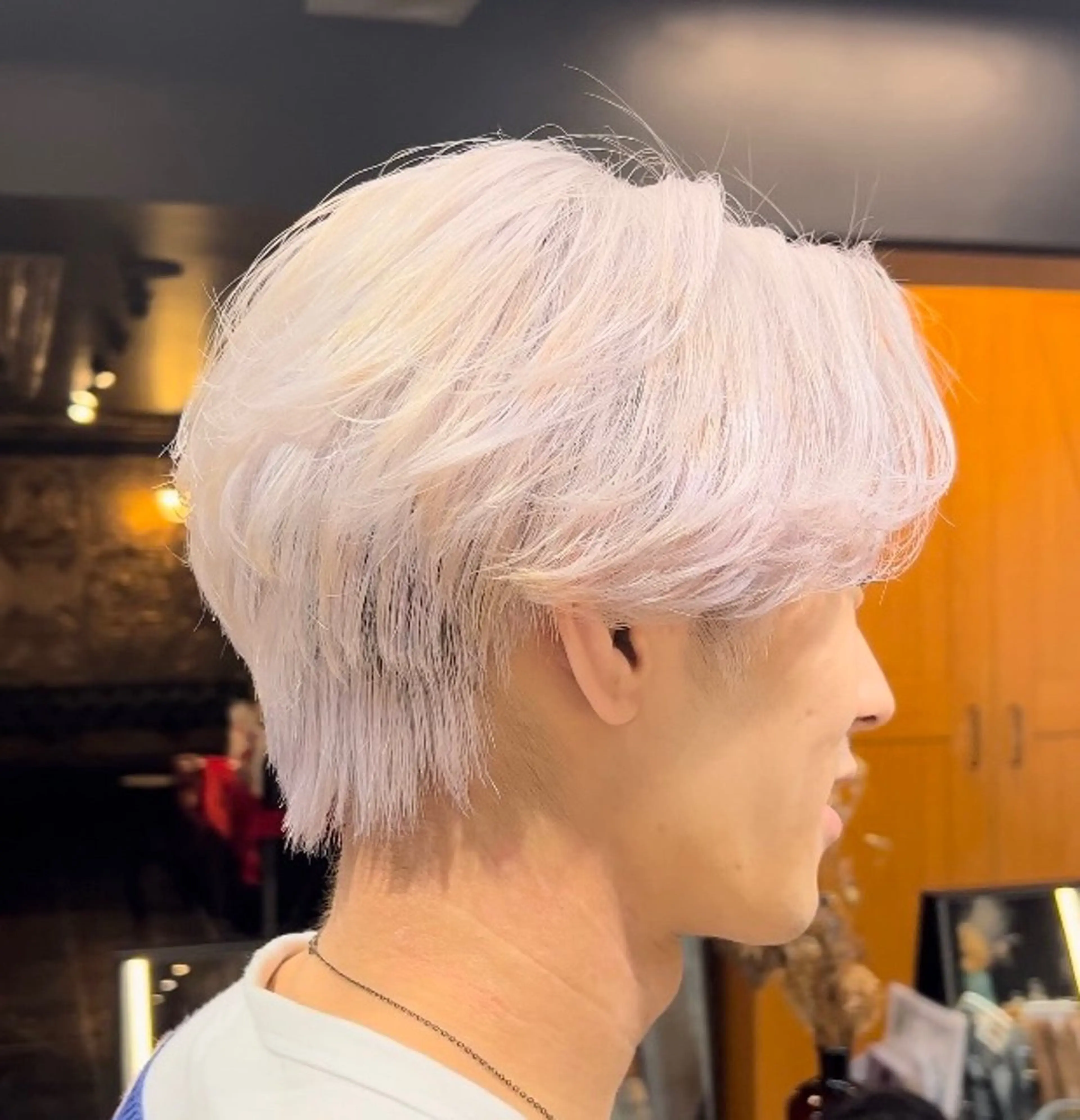 カラー メンズ メンズブリーチ センターパート メンズ韓国風 ブリーチ ヘアカラー GO TODAY 原宿本店所属・🎁曲がる縮毛矯正 /DAIKIのヘアスタイル