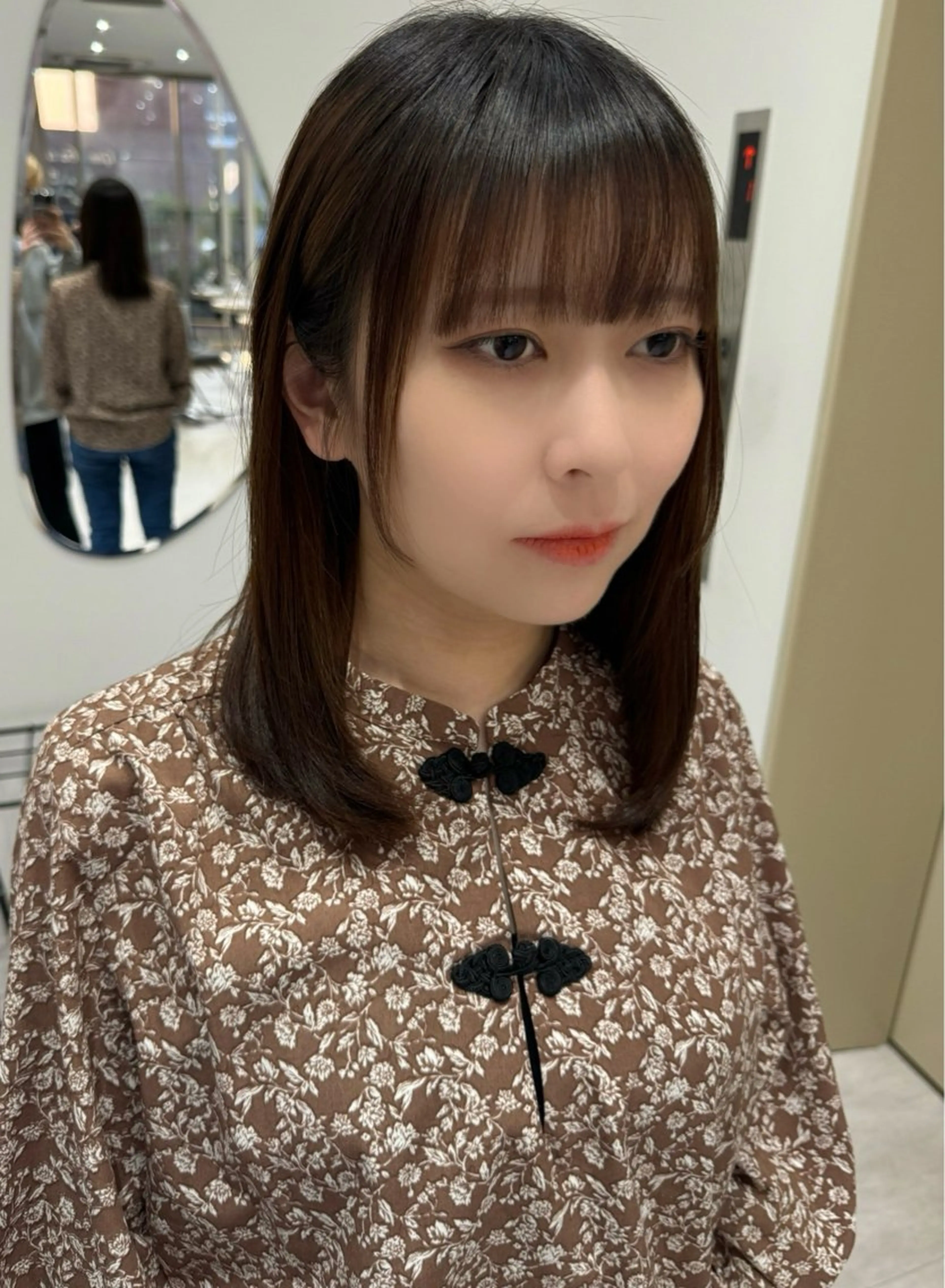 ミディアム パーマ 縮毛矯正 縮毛矯正 透明感カラー ボブ ミディアム 齊木勇人のヘアスタイル