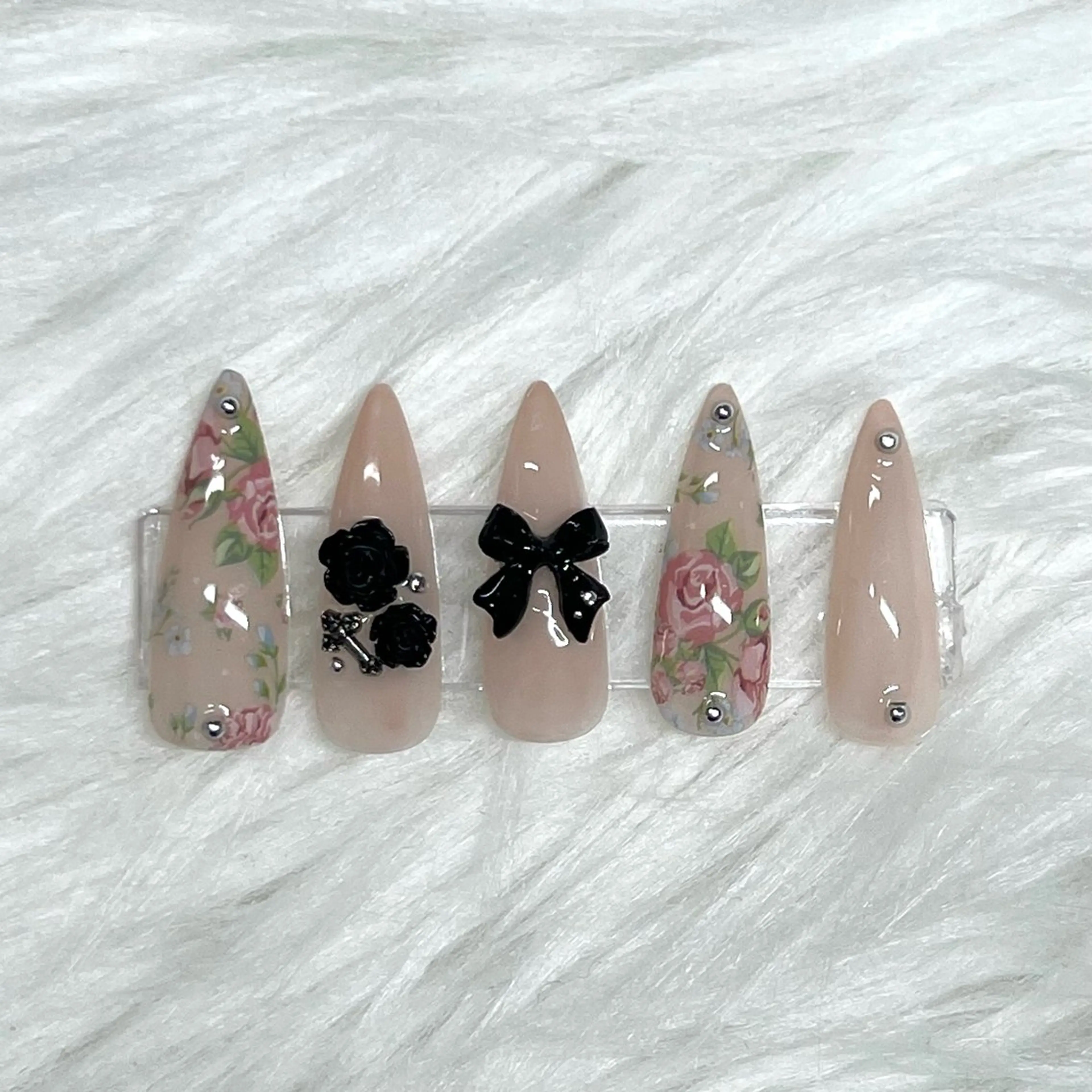 ネイル ハンドネイル petit ange nail所属・MOMOKA ★池袋nailのネイルデザイン