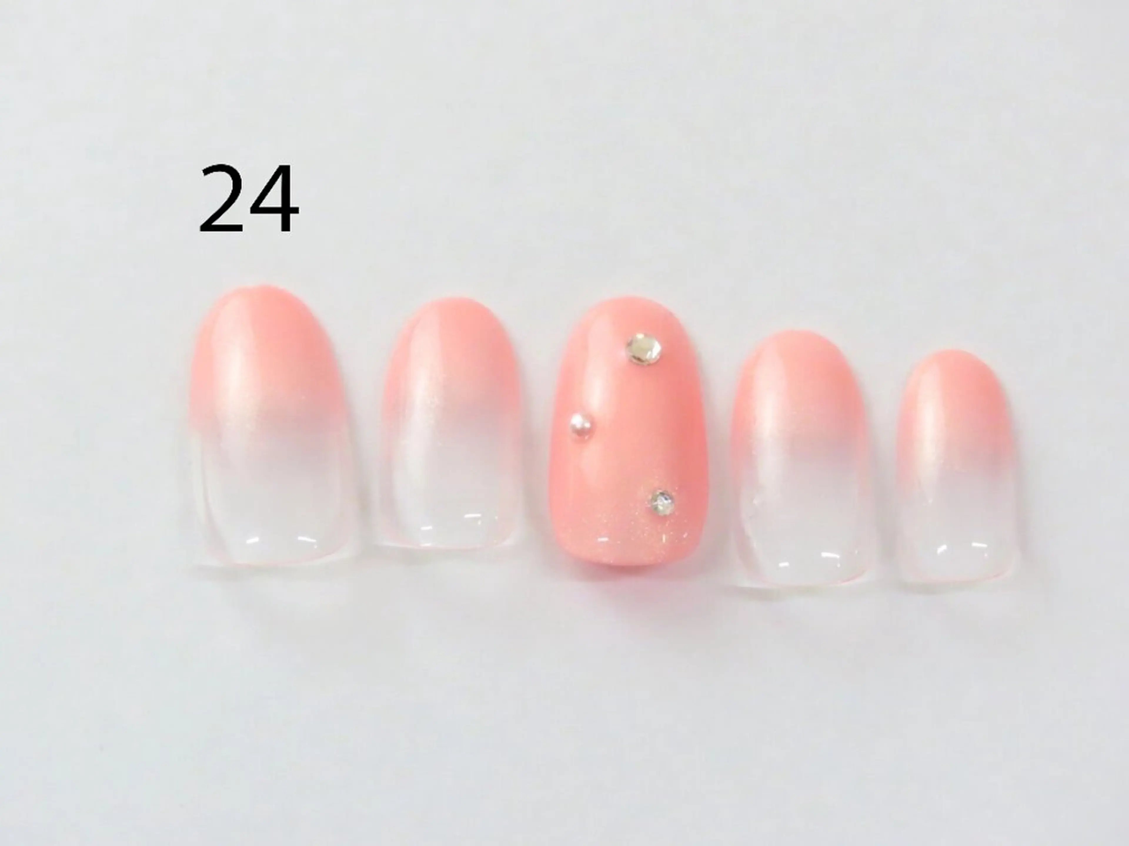 ネイル 韓国美容ジェルネイル専門店Maum新潟店所属・Maum 新潟店のマツエク・マツパデザイン