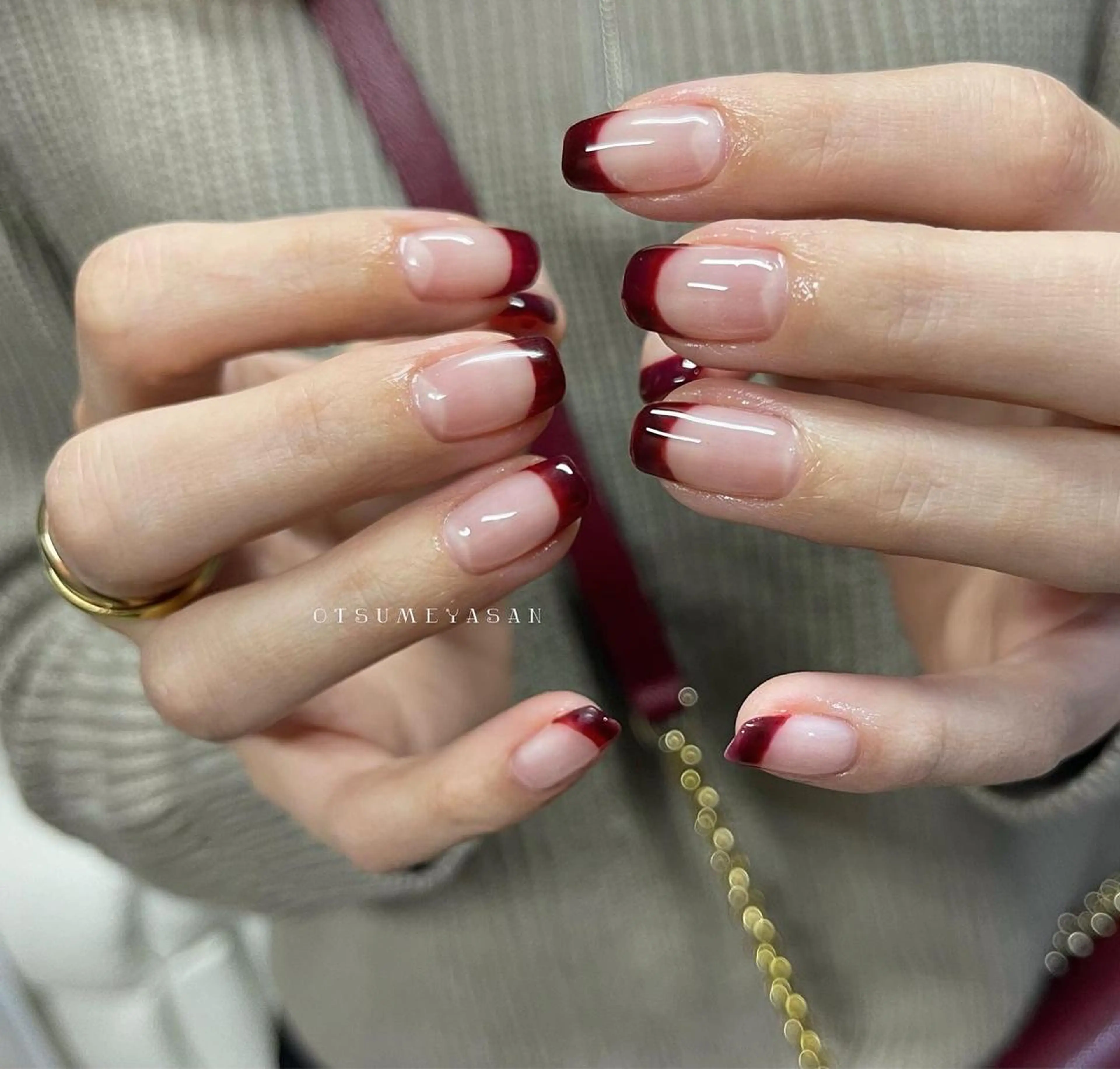 ネイル オーロラネイル ブルー フレンチネイル ジェルネイル 韓国ネイル otsumeyasan所属・わたなべ ちかのネイルデザイン