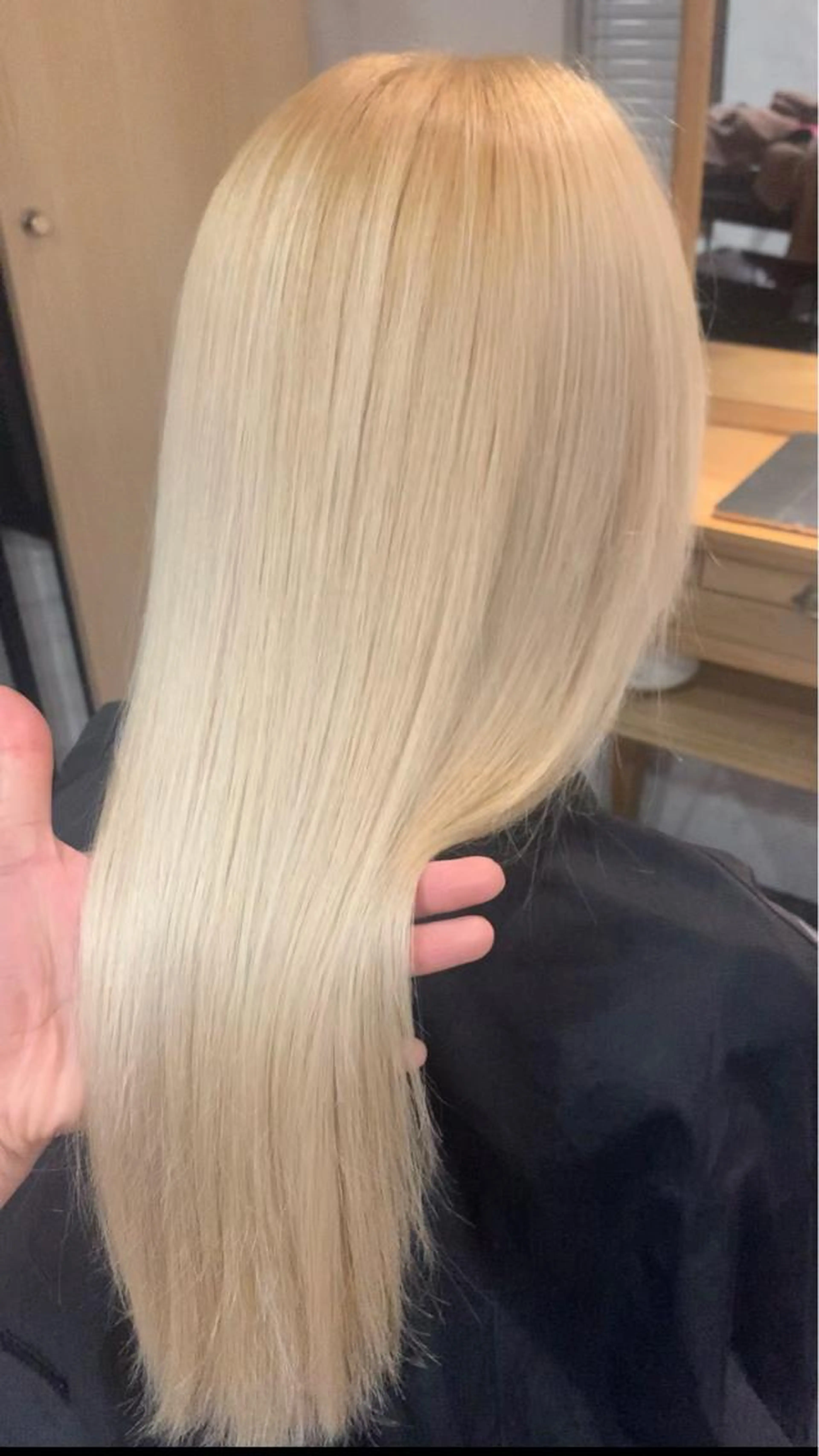 おすすめメニュー🌷カット＋ケアブリーチ使用ダブルカラー🌷¥14,700の写真