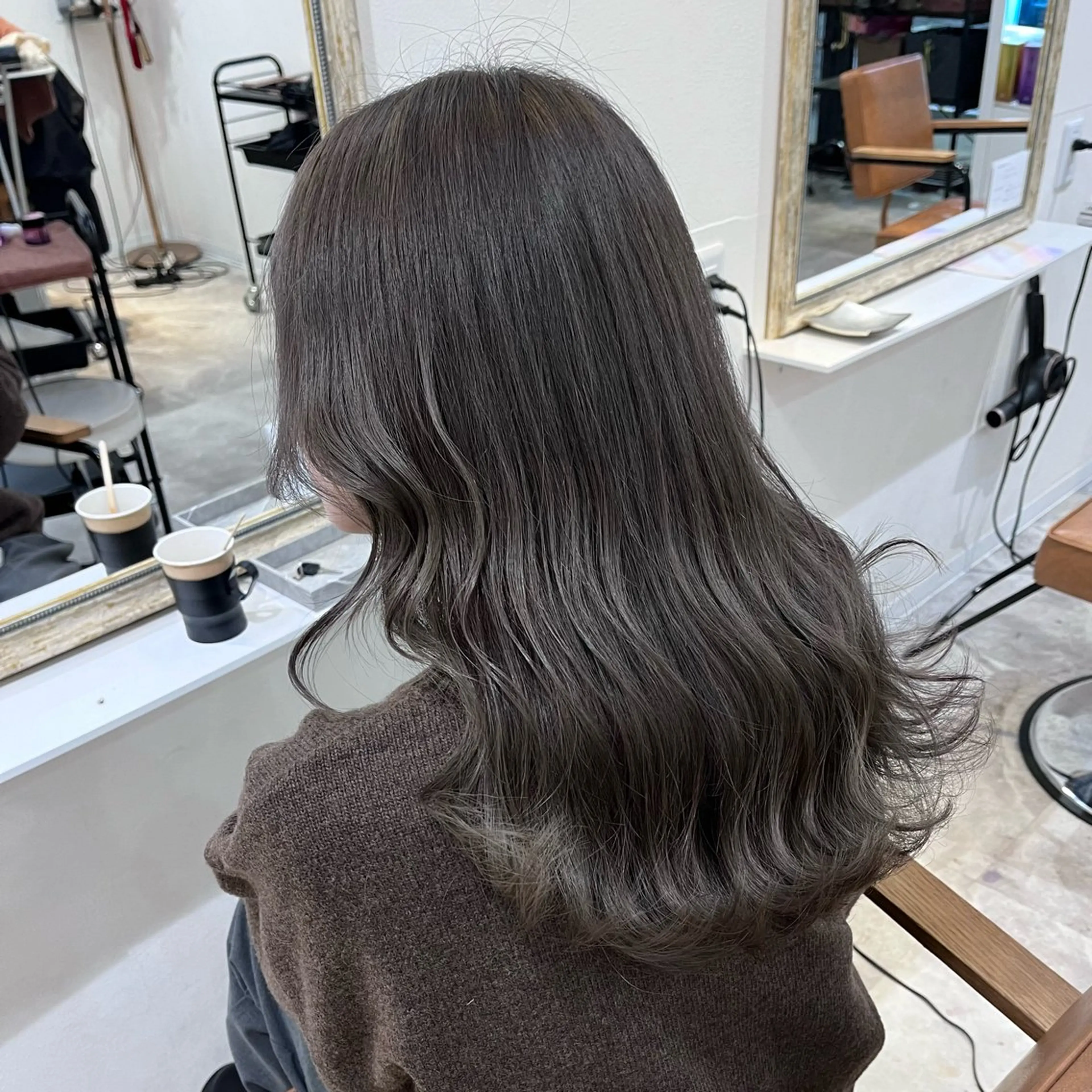 セミロング カラー カット ヘアカラー トリートメント 梅田/髪質改善カラー ❄︎ mikiのヘアスタイル