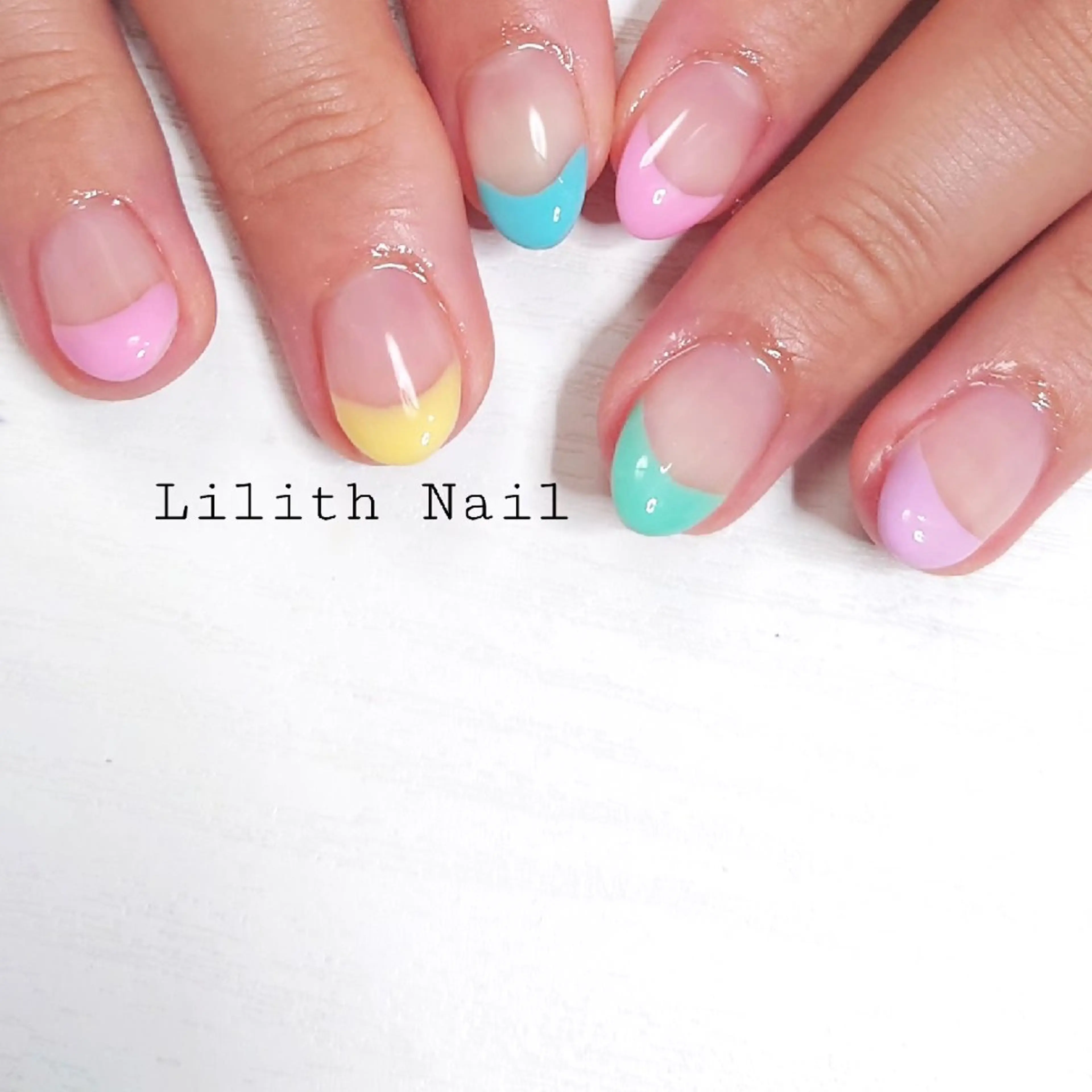 ネイル フレンチネイル ハンドネイル Lilith Nailのネイルデザイン