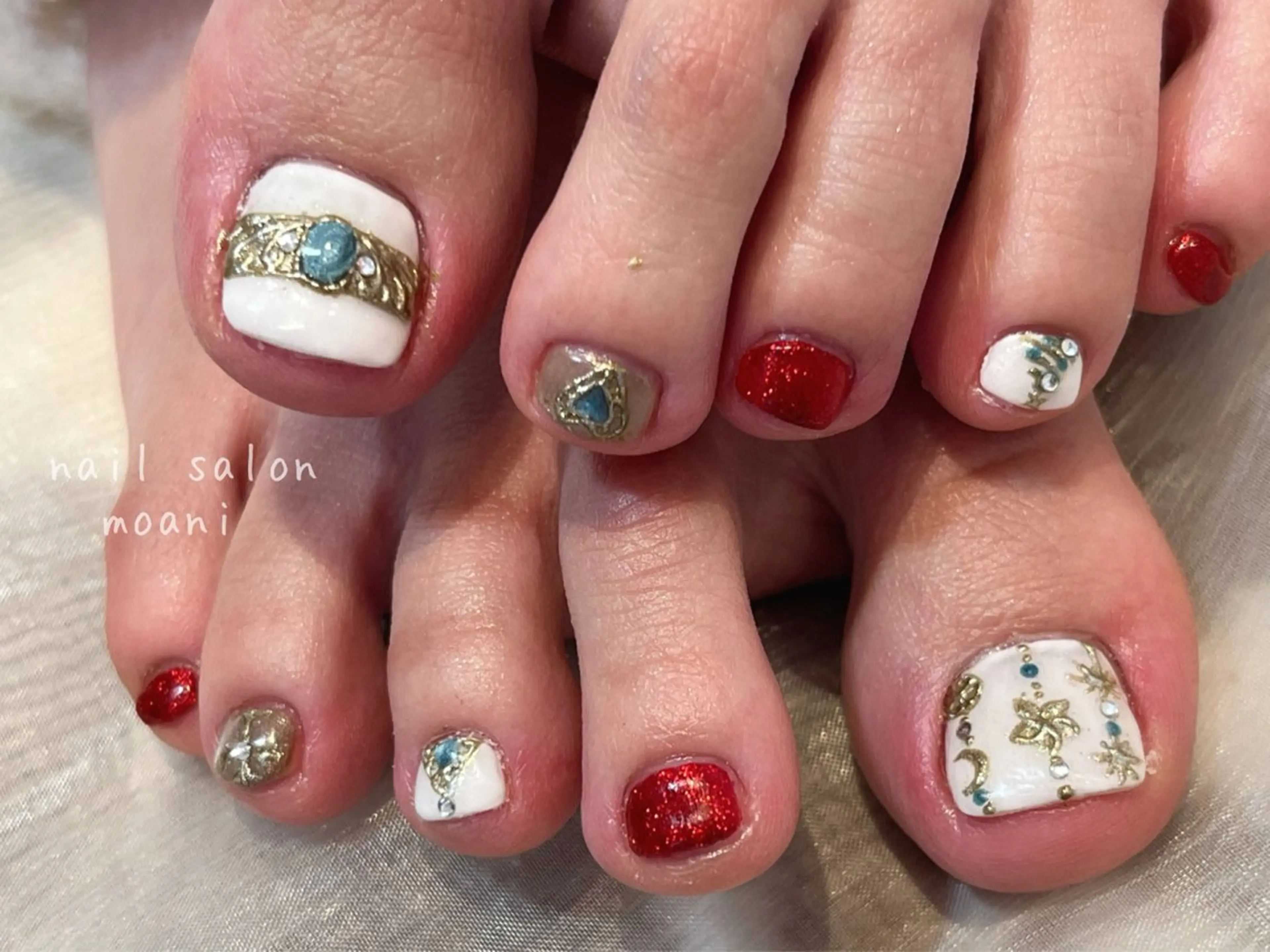 ネイル フットネイル ミラーネイル 永由 光歩のネイルデザイン