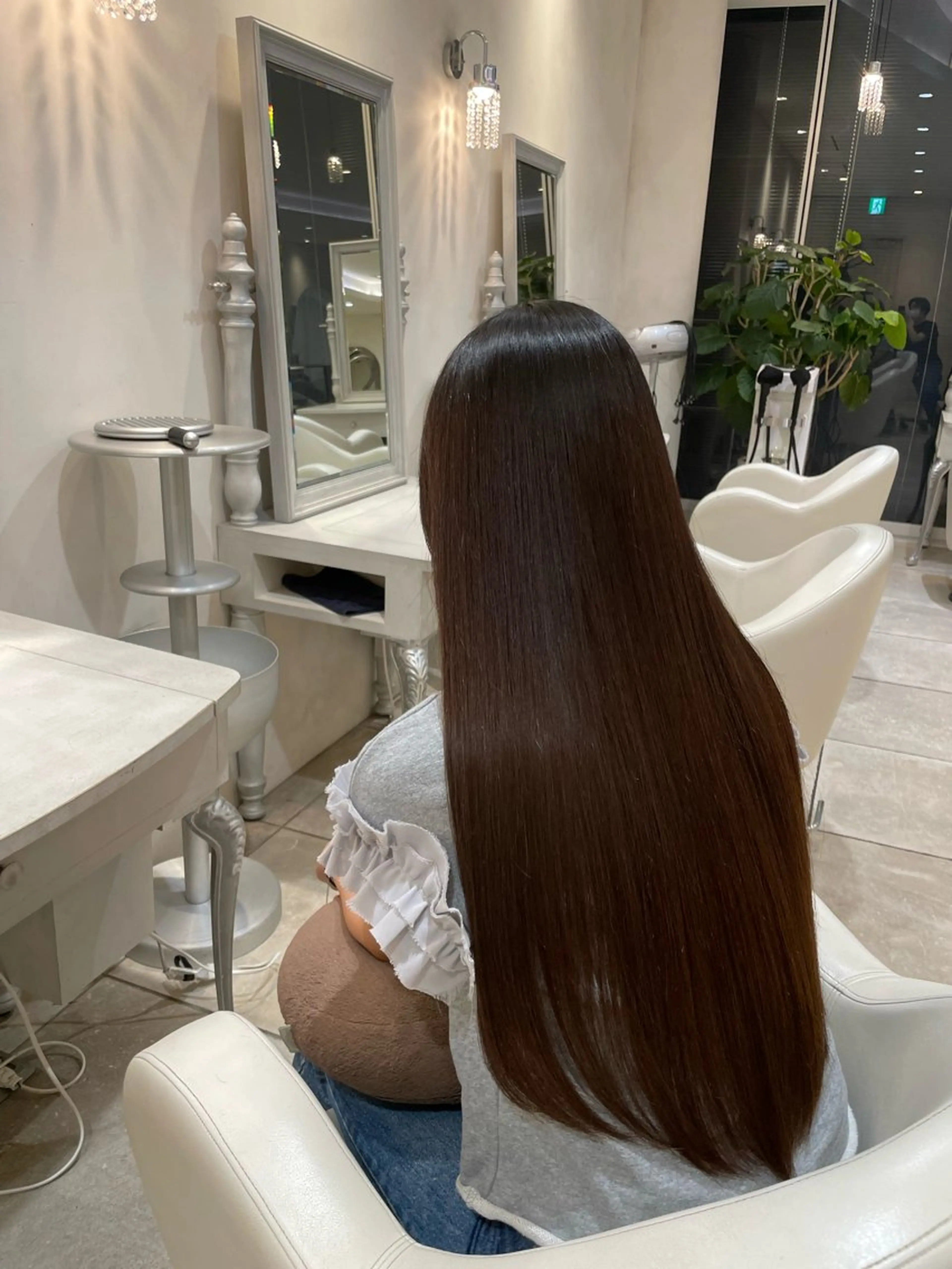 ロング トリートメント 佐久間 柊里のヘアスタイル