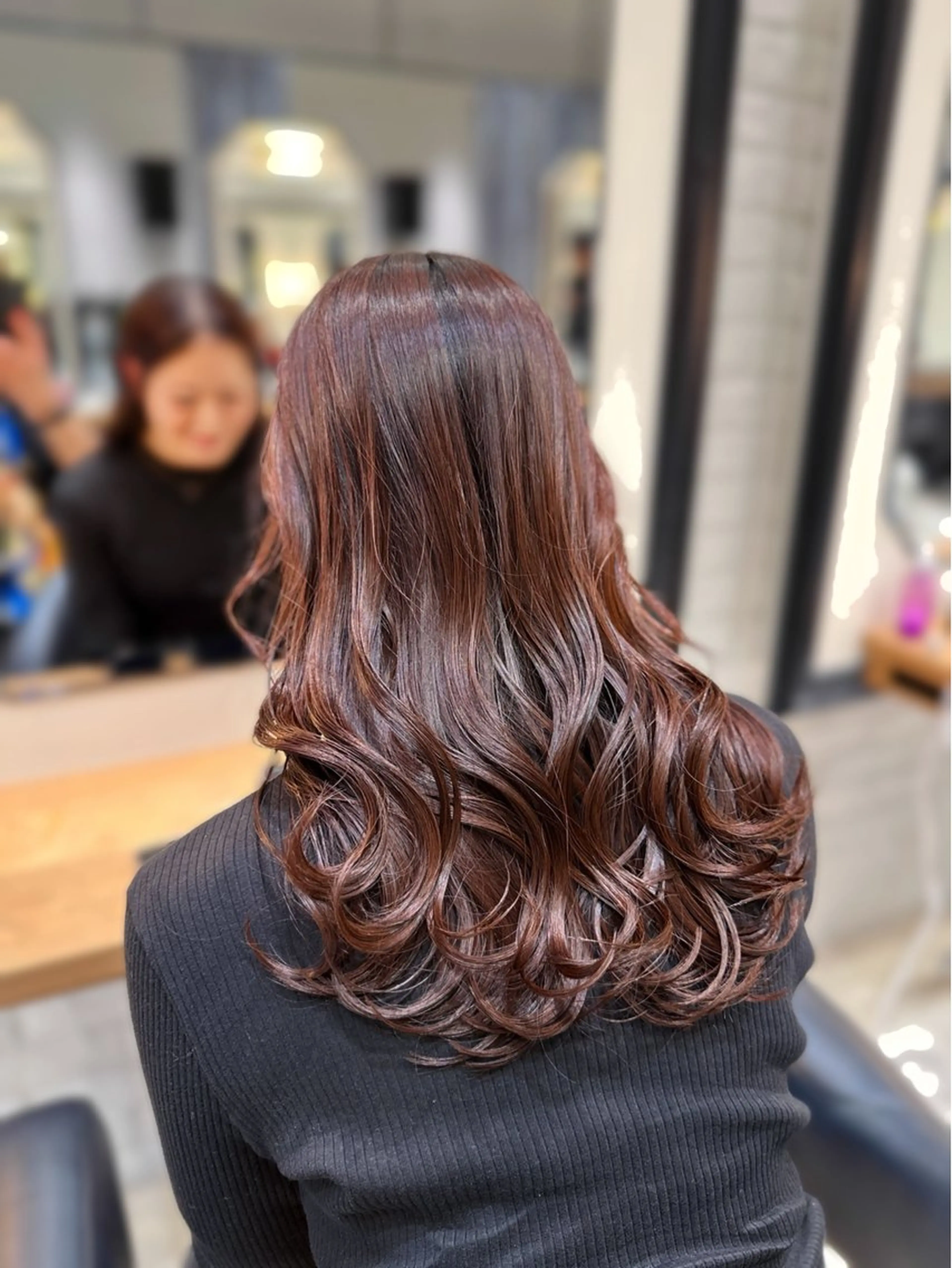 セミロング カラー ブラウンカラー ピンクカラー ピンクブラウン レイヤー/グレージュ メンズパーマのヘアスタイル