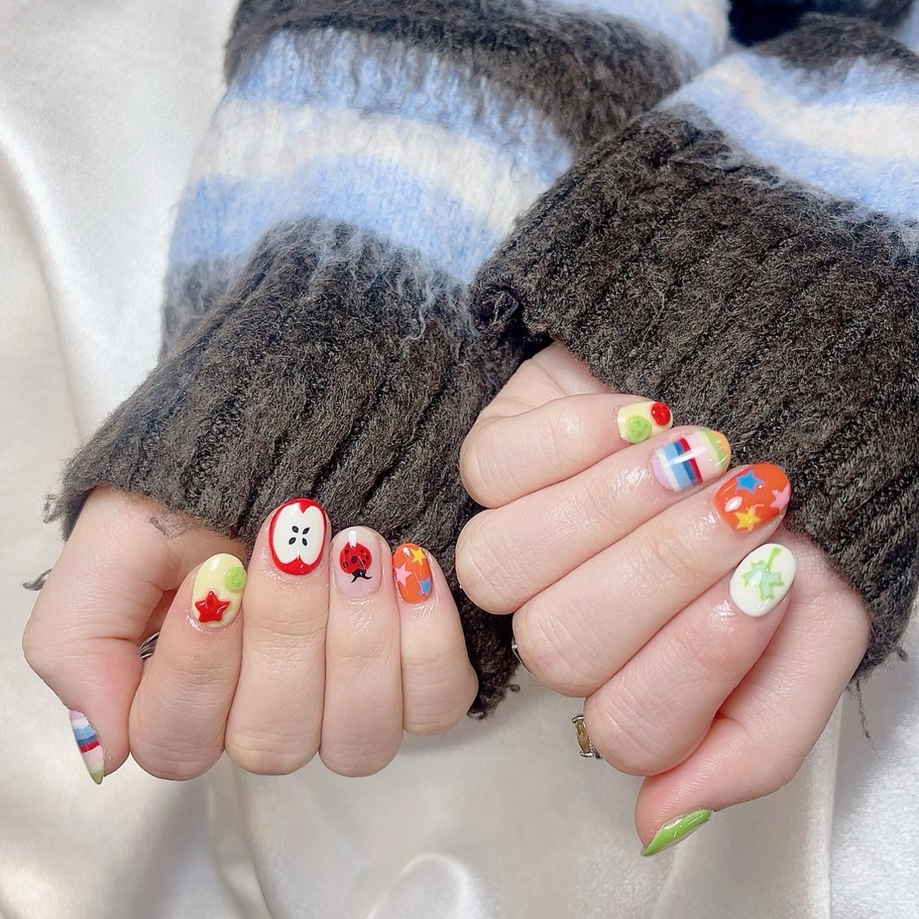 ミディアム 韓国風ヘア ハンドネイル Chiin Nailのネイルデザイン