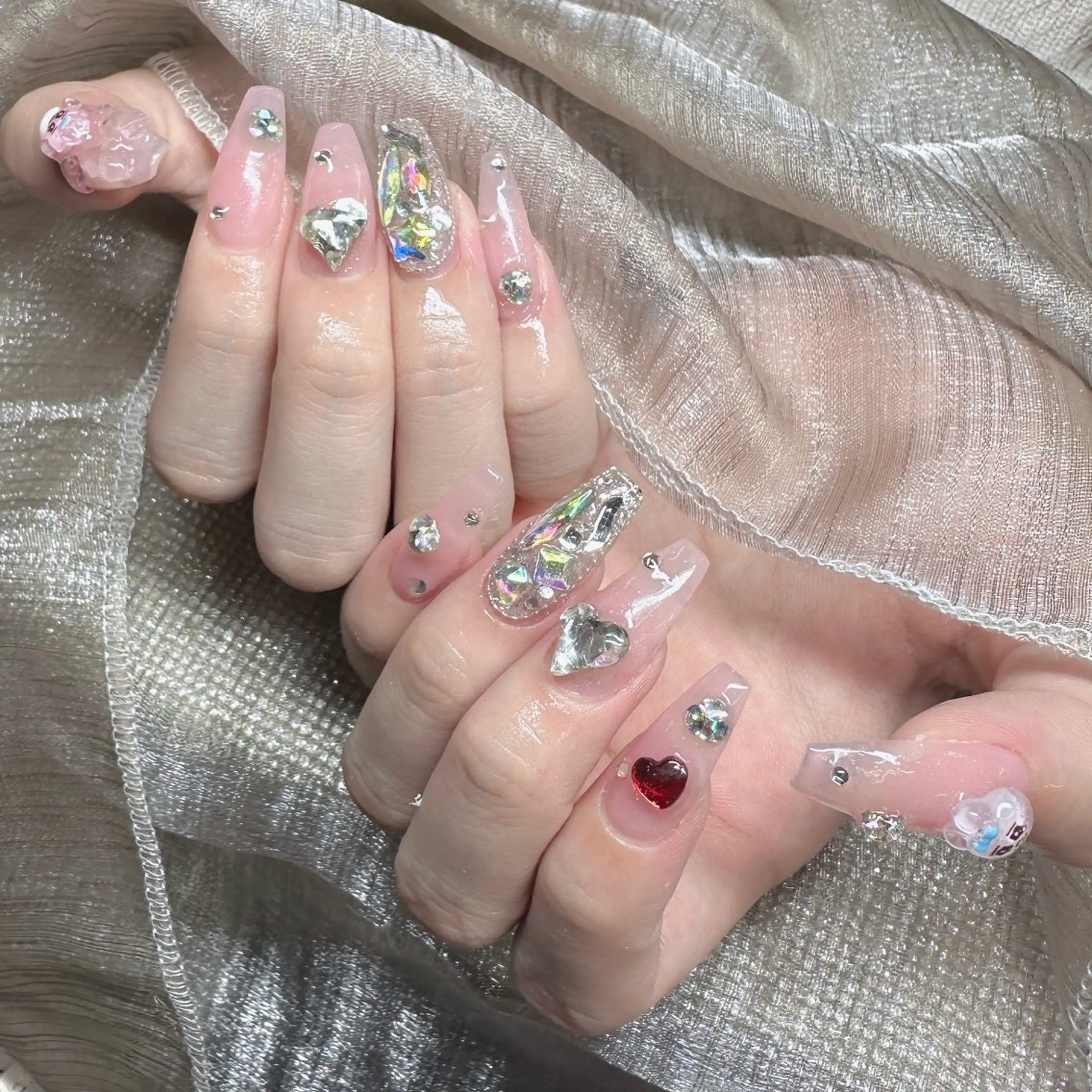 ネイル ロングネイル マグネットネイル リボン 夏ネイル スーパーロングネイル ハンドネイル Hani Nail XUKAのネイルデザイン