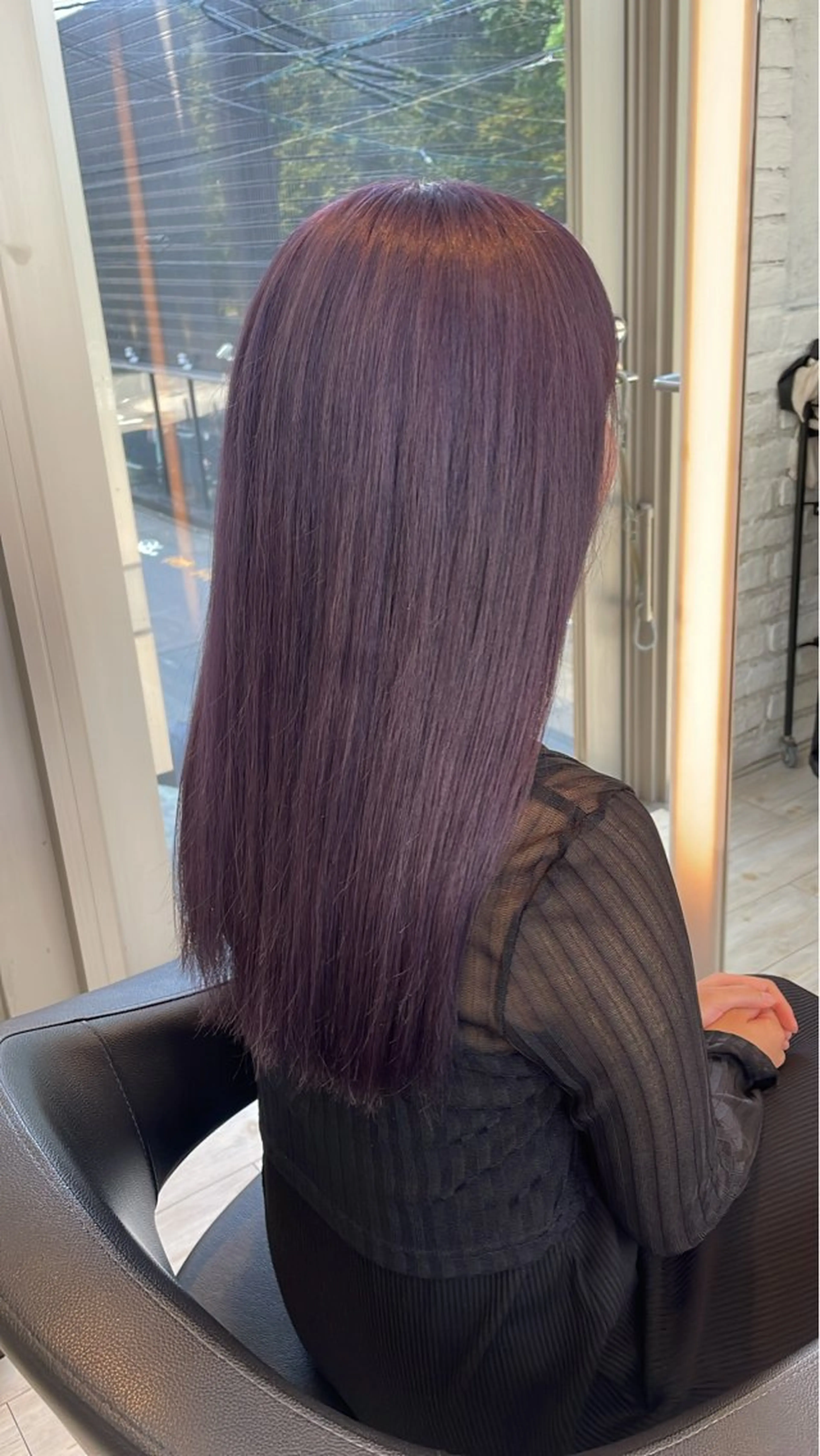 ロング カラー ブリーチ ラベンダーカラー シルバー カット ヘアカラー トリートメント ブリーチ/髪質改善/ ハイトーン/暖色のヘアスタイル