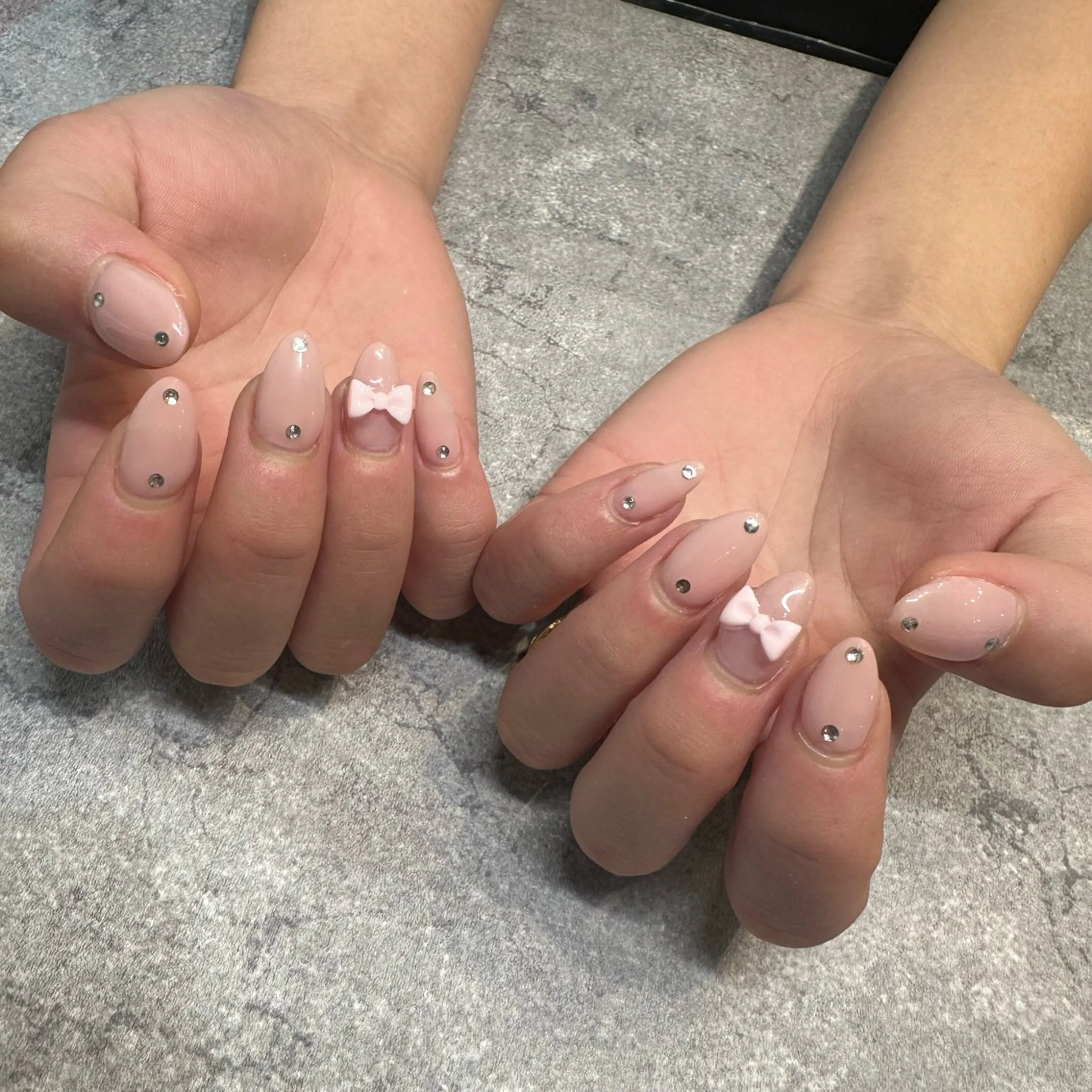 ネイル nami🐰🎀 堺筋本町ネイルサロンのネイルデザイン