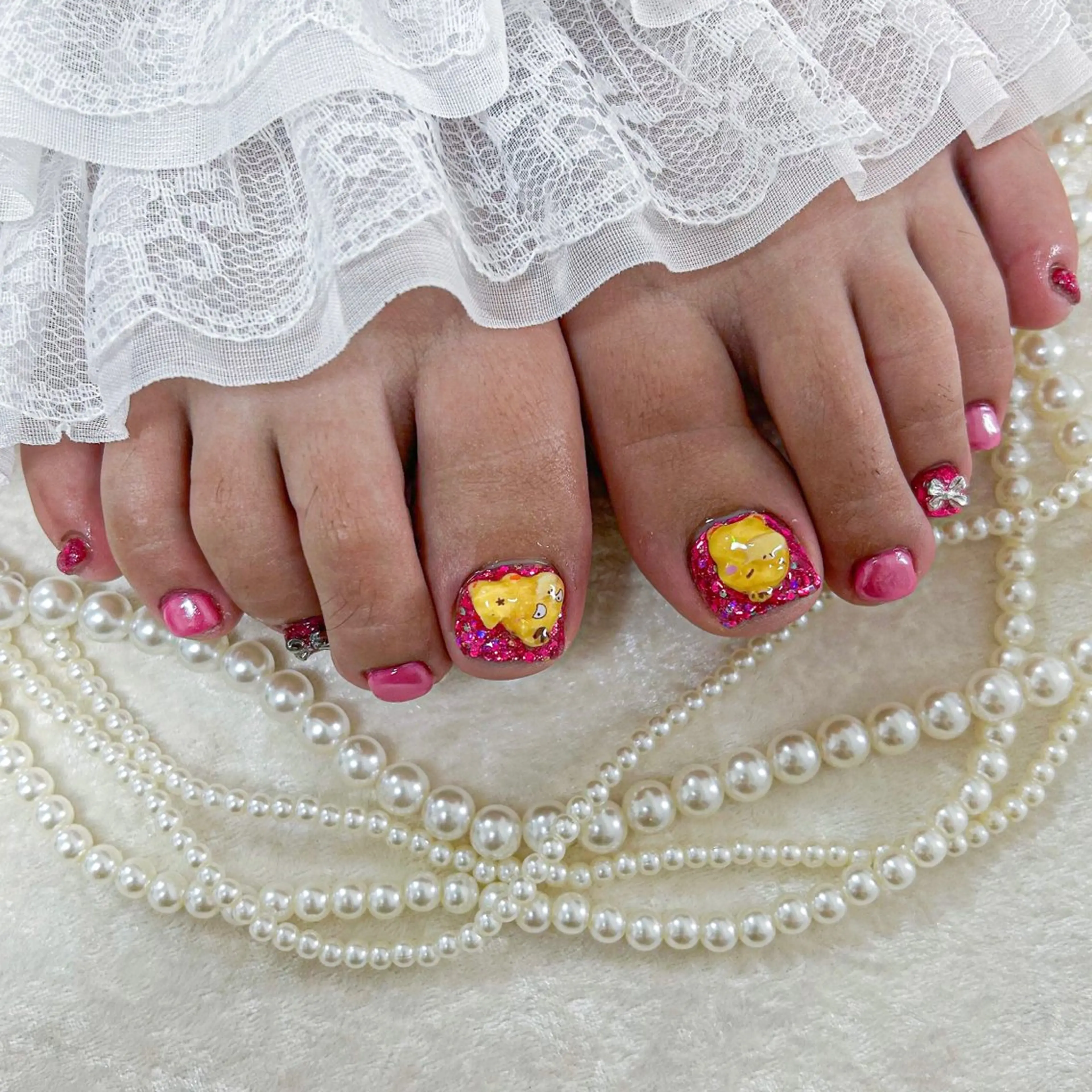 ネイル アートネイル 長さ出し フットネイル 韓国ネイル マグネットネイル ハンドネイル Minami 🍓のネイルデザイン