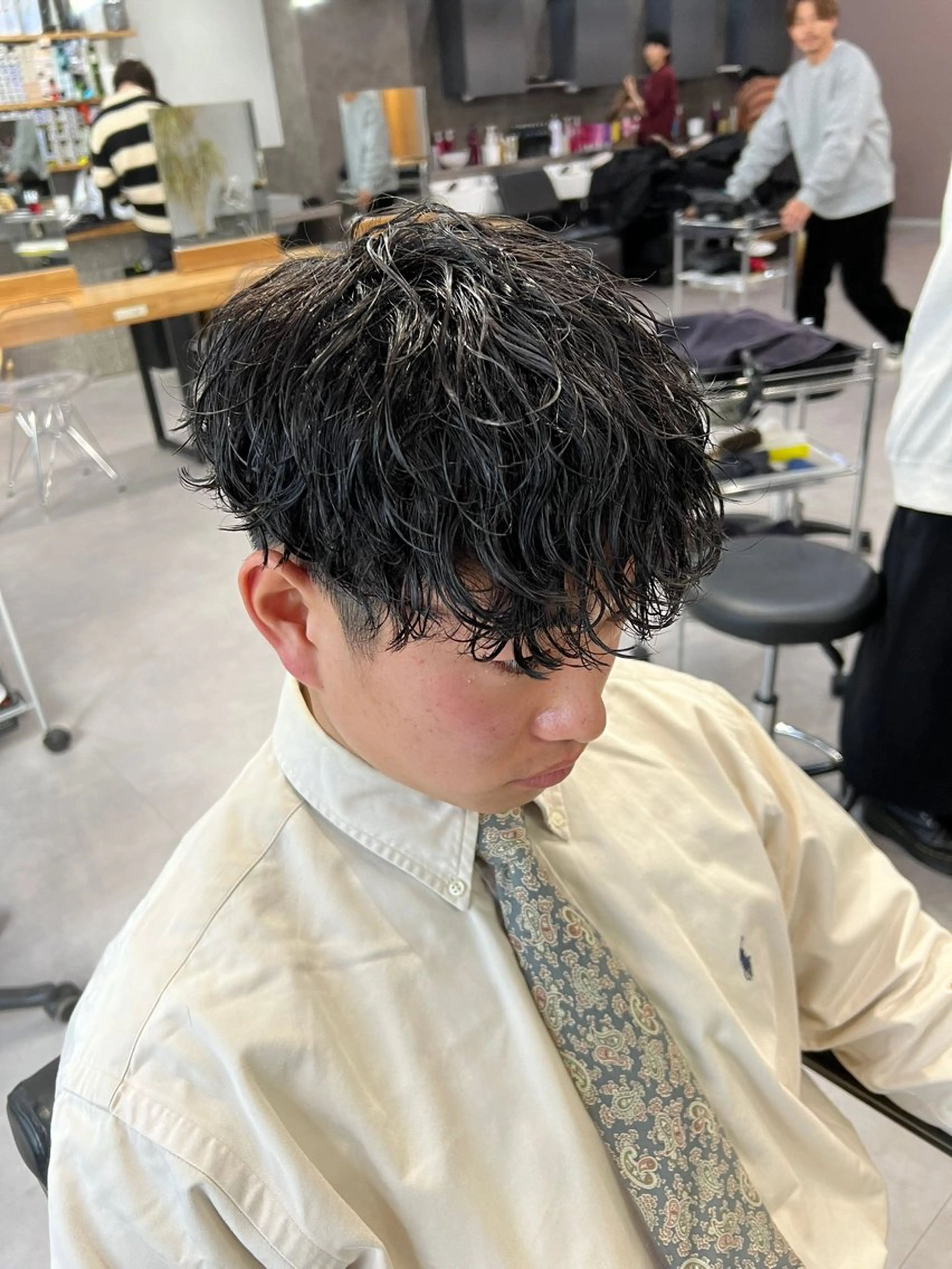 パーマ メンズ 金子勇希🔥パーマ 比率90%以上🔥のヘアスタイル