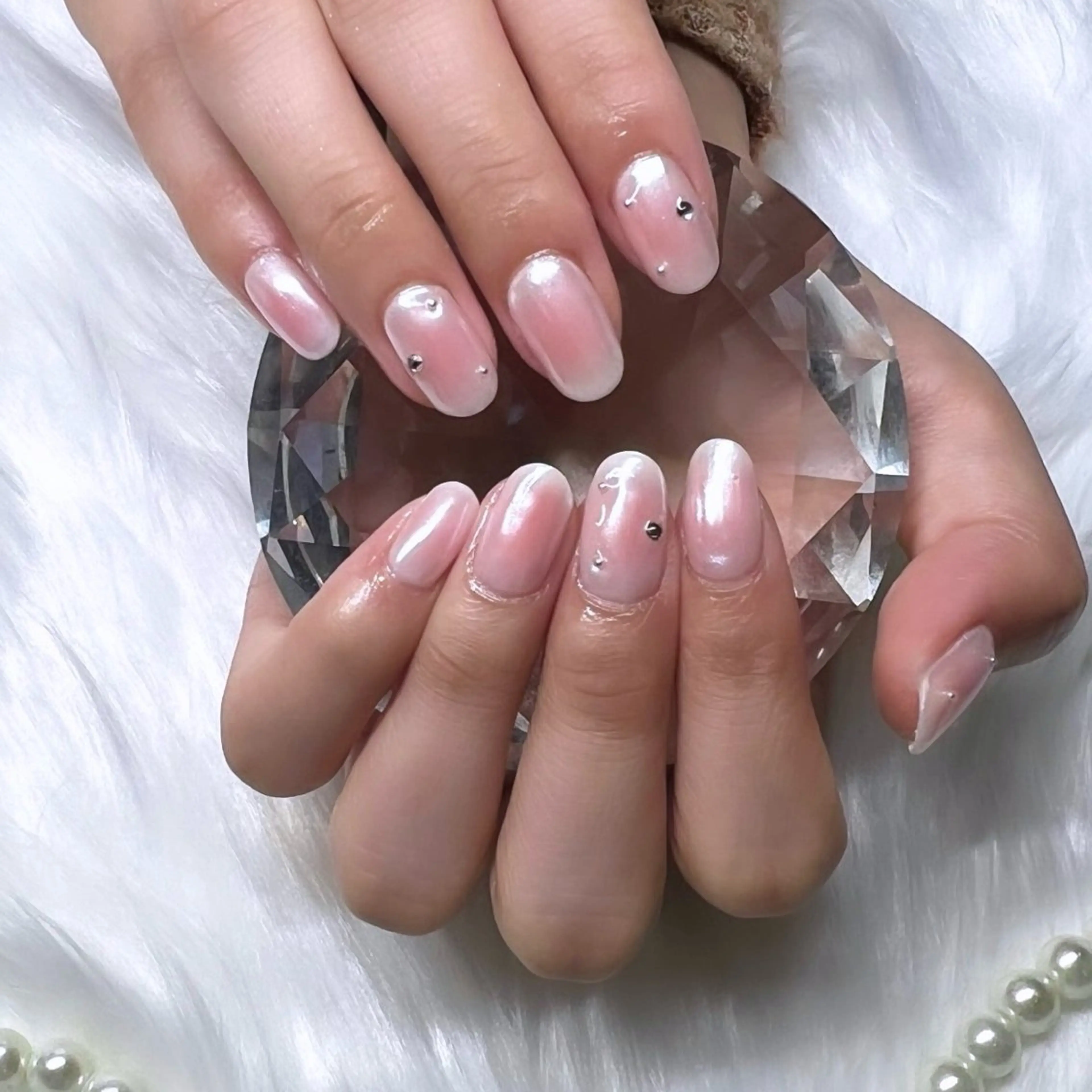 ネイル オーロラネイル チークネイル ジェルネイル 持ち込み ハンドネイル Kobayashi Komugiのネイルデザイン