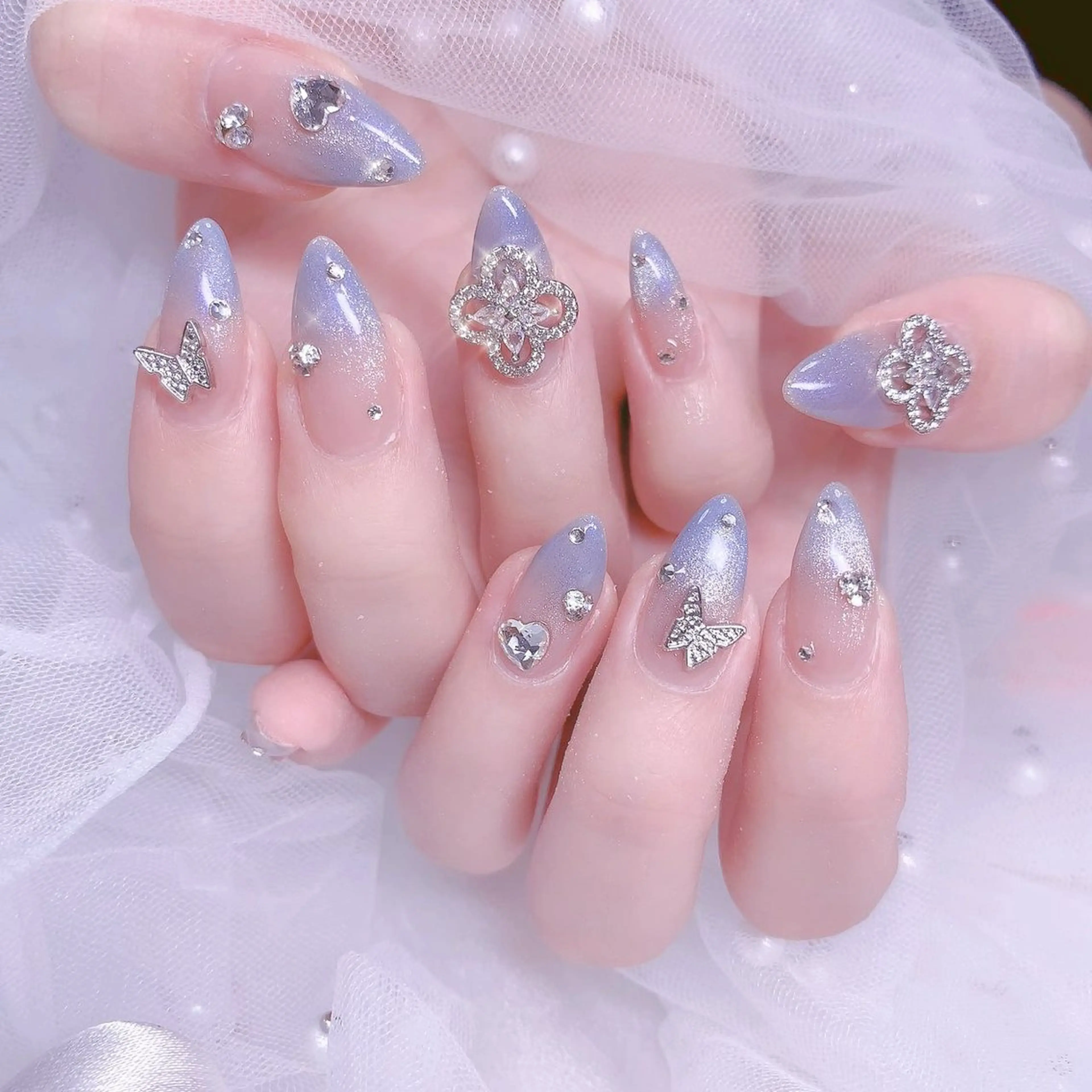 ネイル フレンチネイル ジェルネイル ハート 韓国ネイル マグネットネイル ハンドネイル ネイルサロン lotusのネイルデザイン