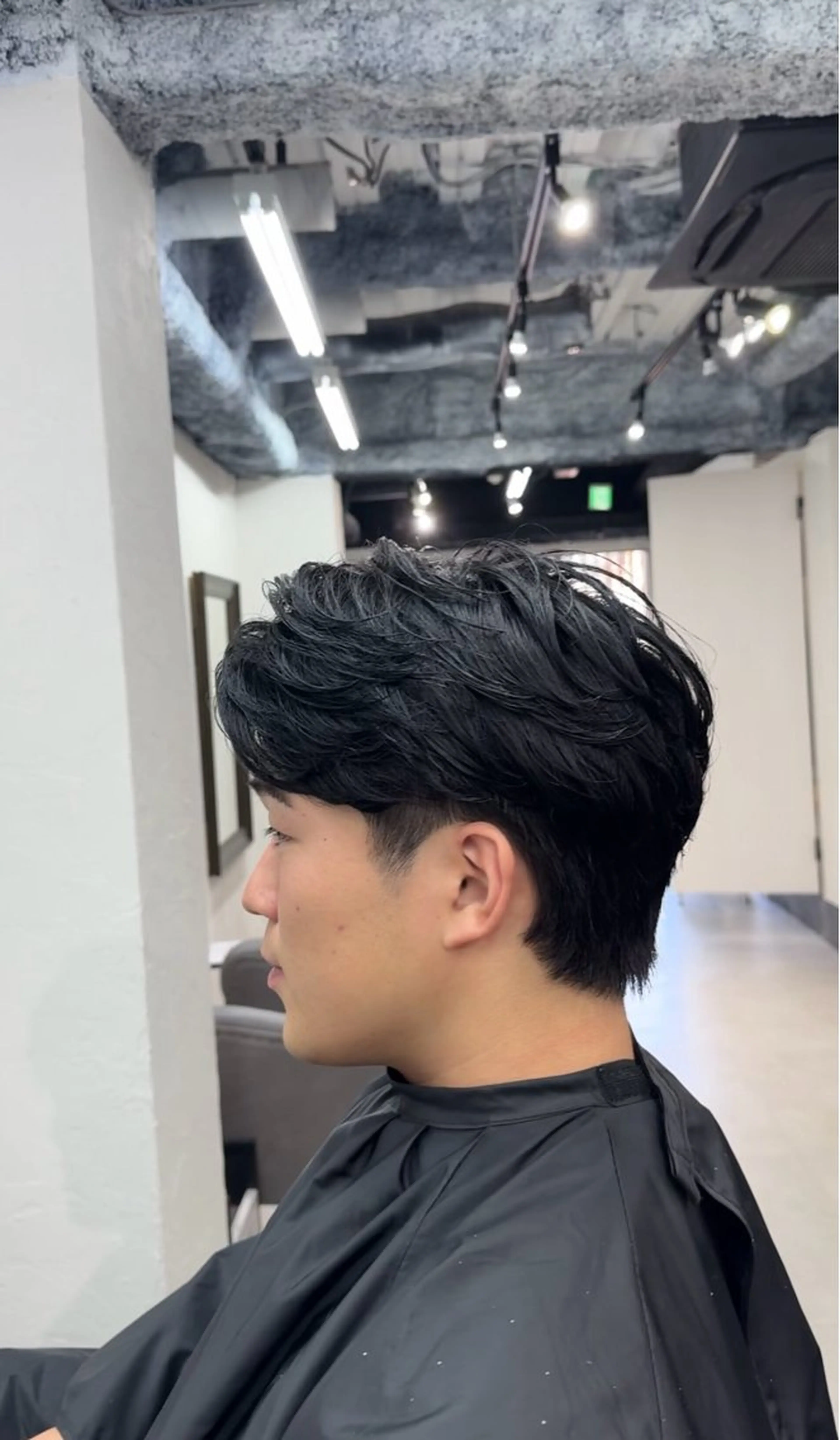 ショート パーマ メンズ roka イシハラのヘアスタイル