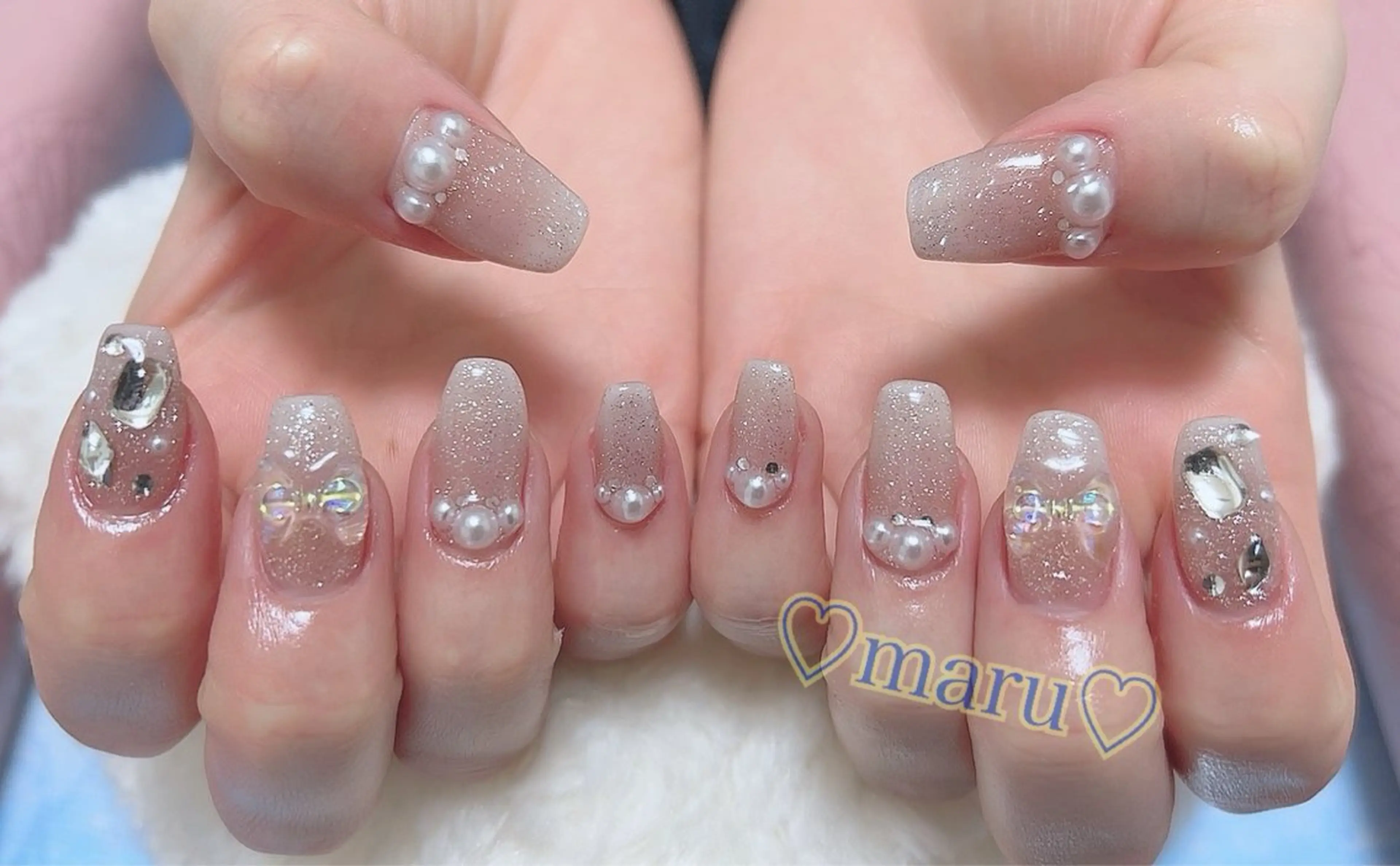 ネイル ハンドネイル フットネイル まるみ ♡のネイルデザイン