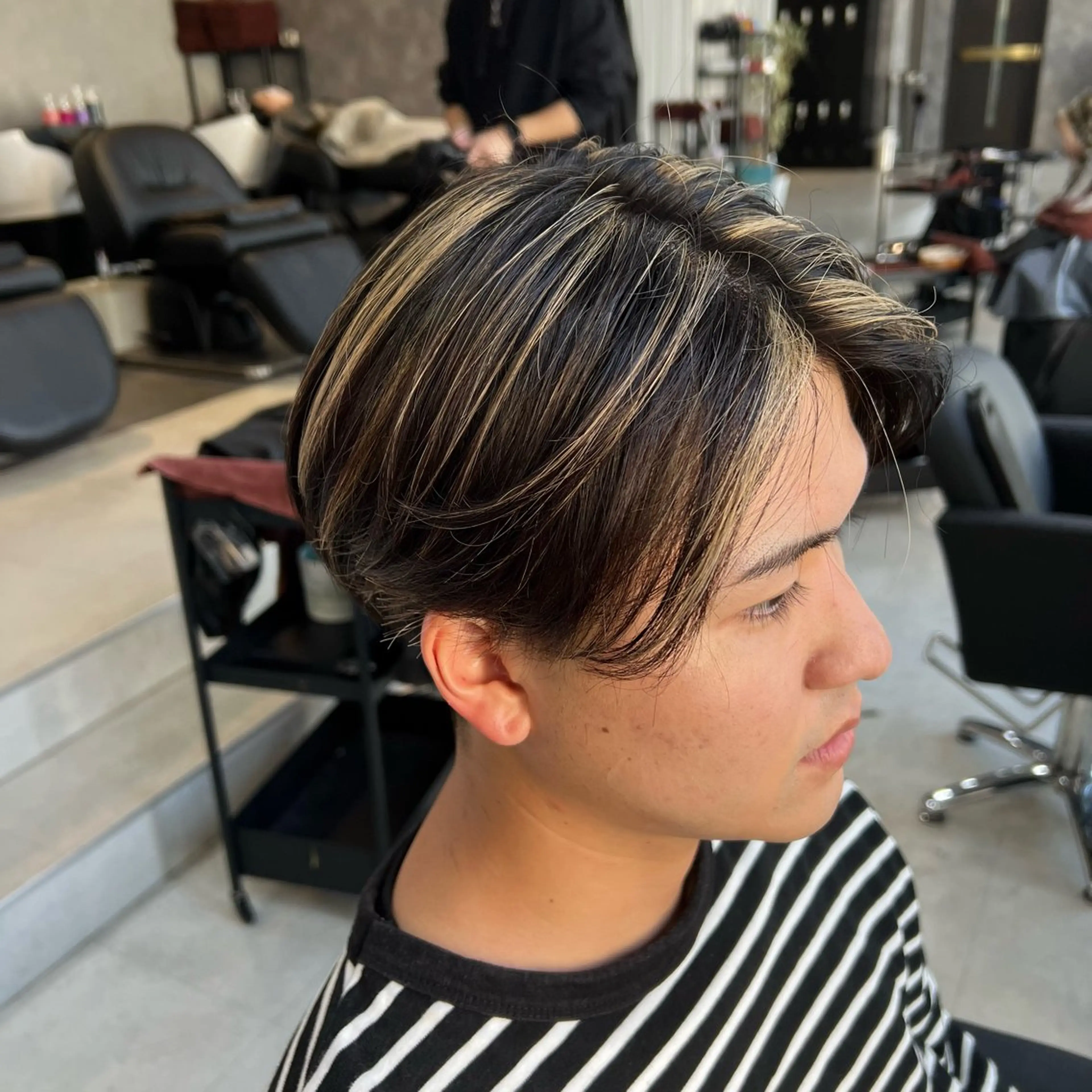 【🌟メンズ限定🌟】カット＋ハイライト(追いブリーチ込)の写真