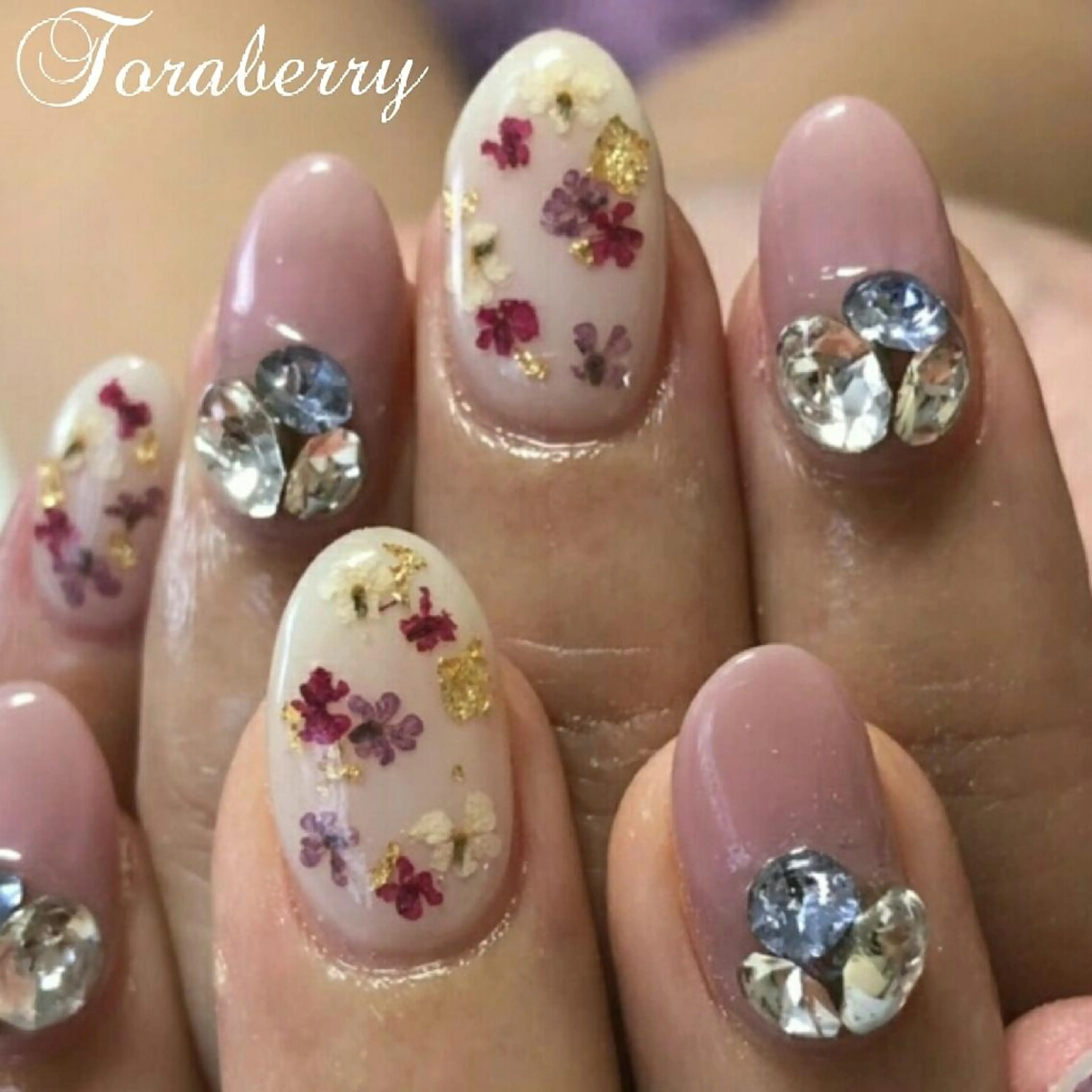 ネイル ハンドネイル ネイリスト なつみのネイルデザイン