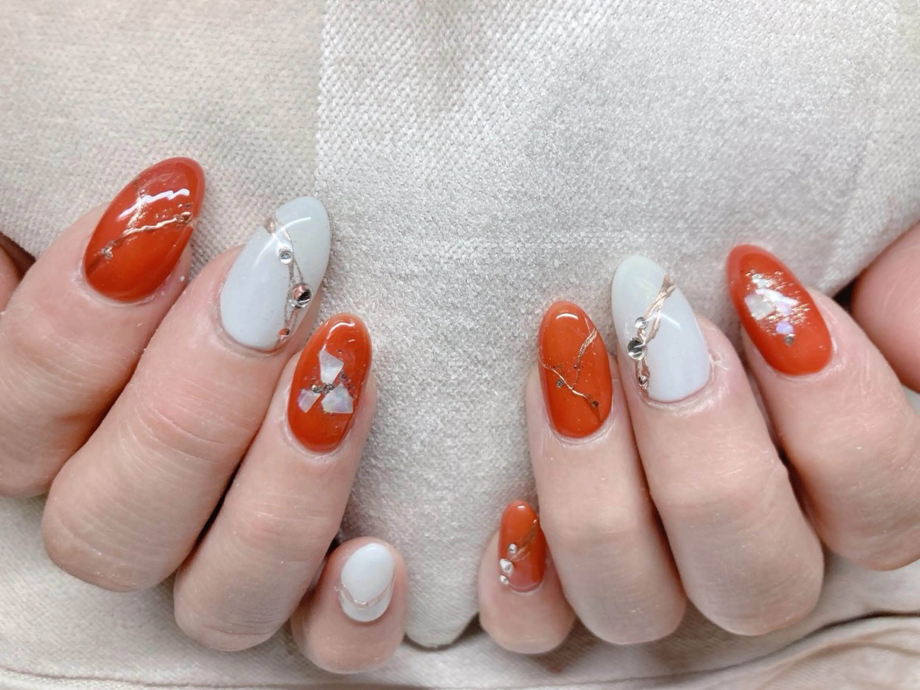 ネイル ECLAT エクラ所属・寺山 千鶴のネイルデザイン