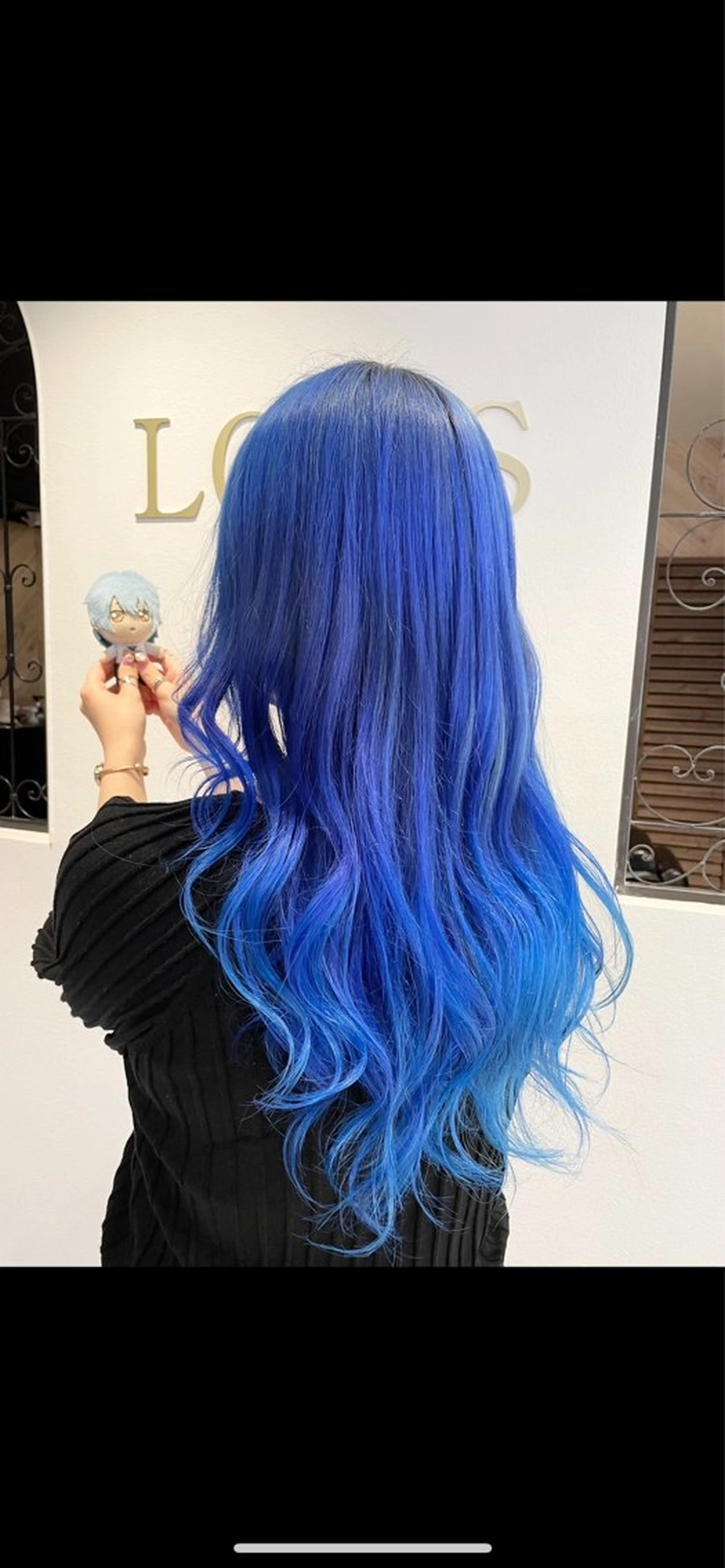 ロング 倉林隆一🐈 ダブルカラー/艶髪のヘアスタイル