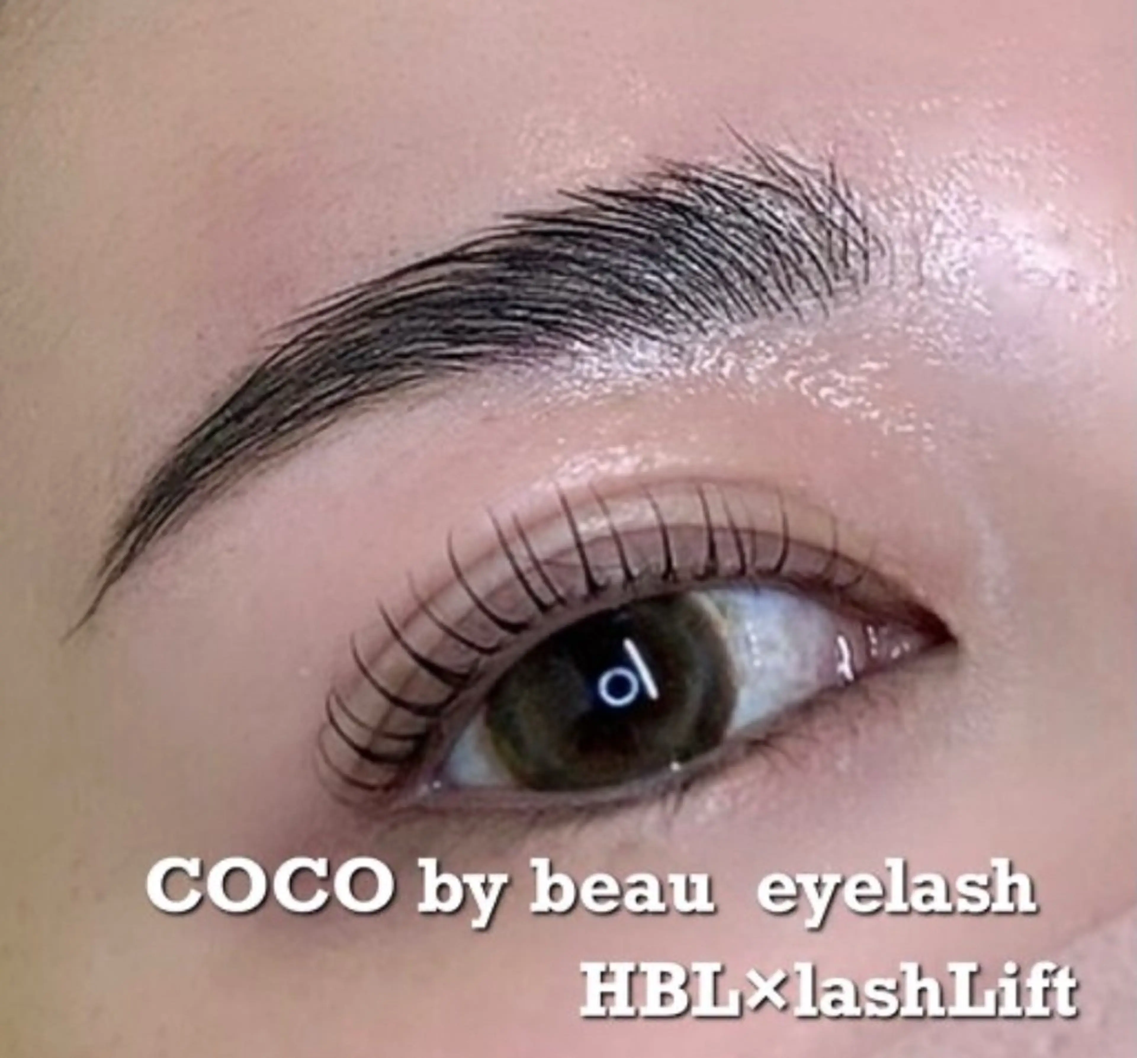 ハリウッドブロウリフトxまつ毛パーマの写真