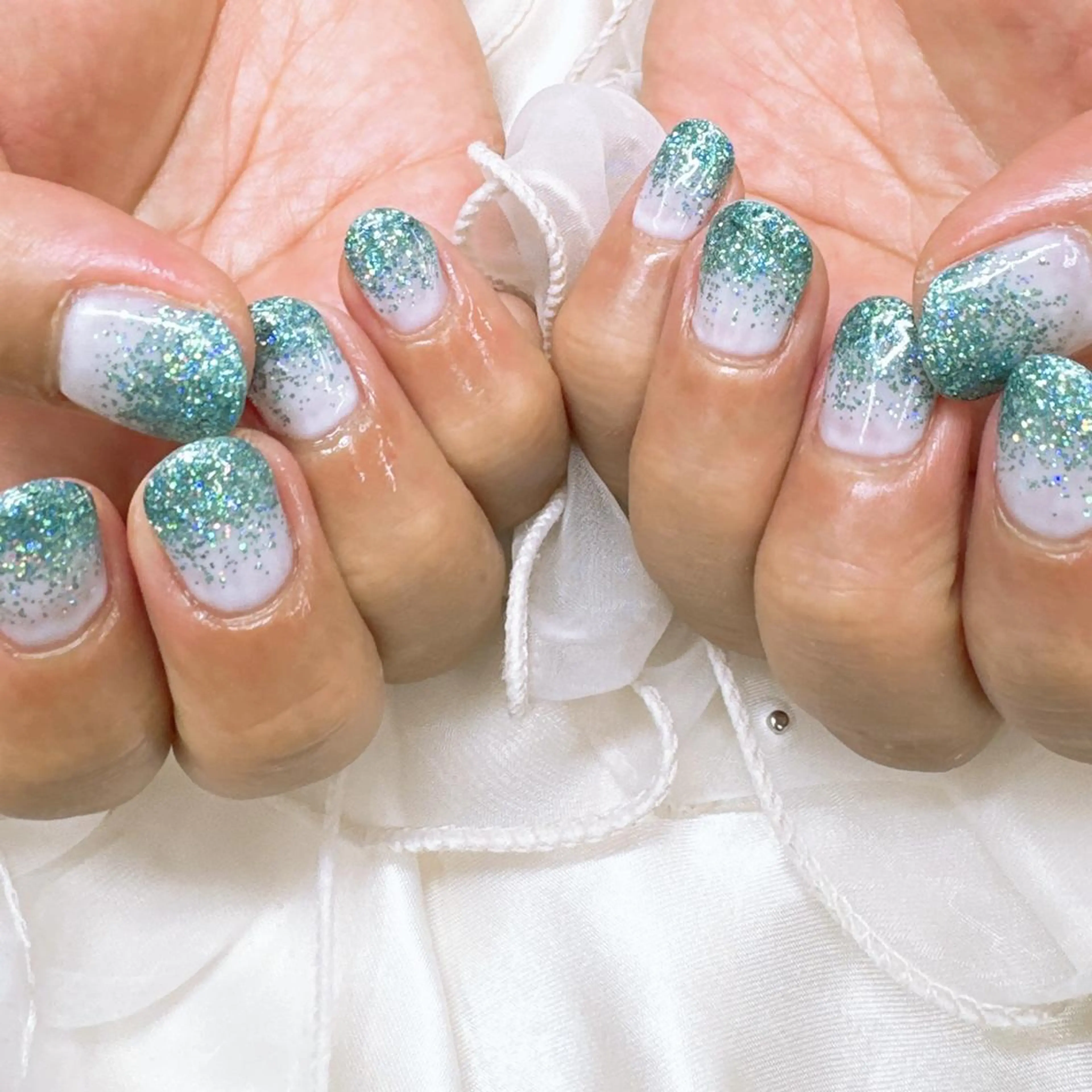 ネイル Nail salon Honey Beeのネイルデザイン