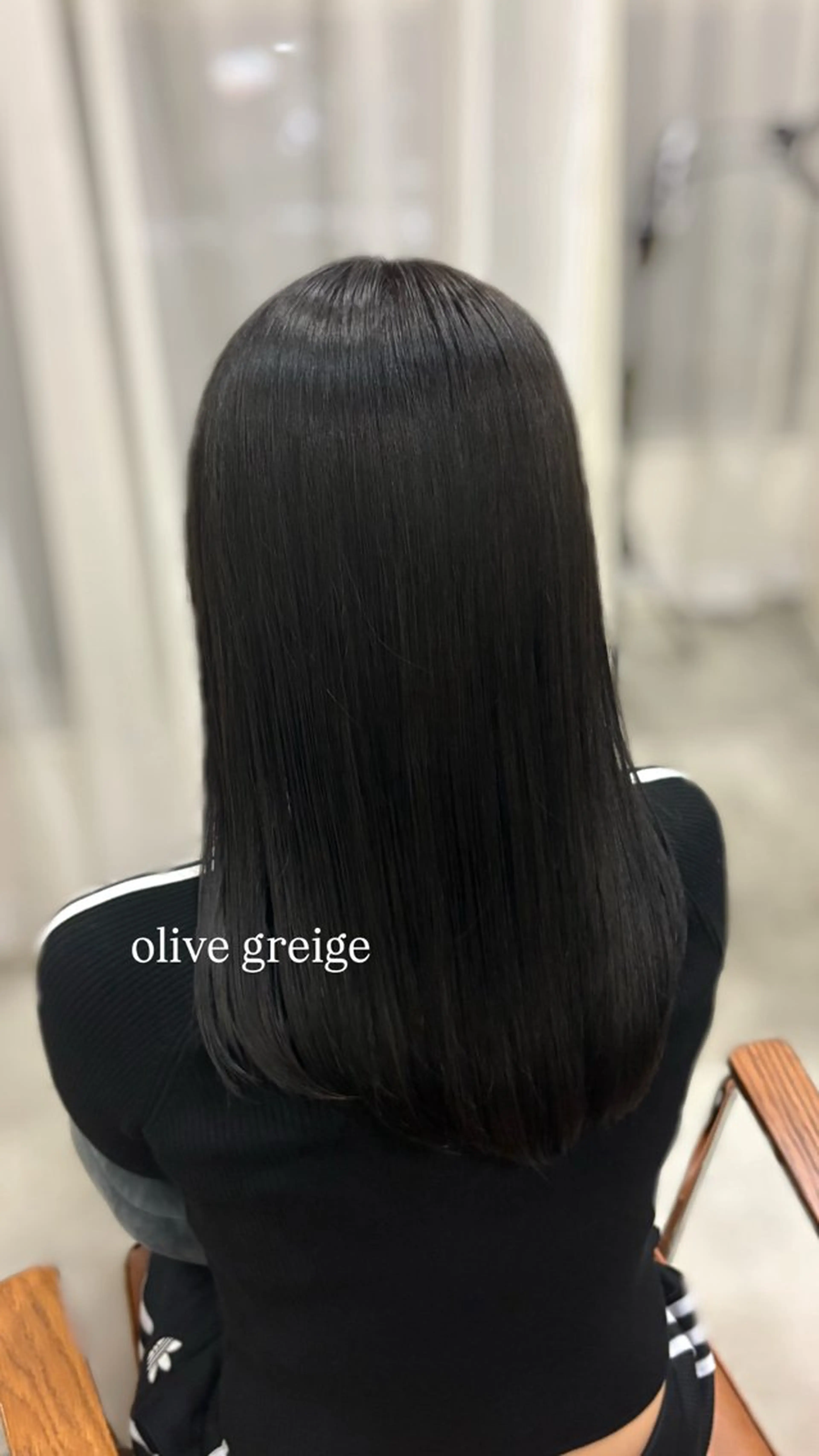 セミロング カラー 透明感カラー グレージュ オリーブグレージュ オリーブグレー 透明感カラー🩵 /MIHOのヘアスタイル