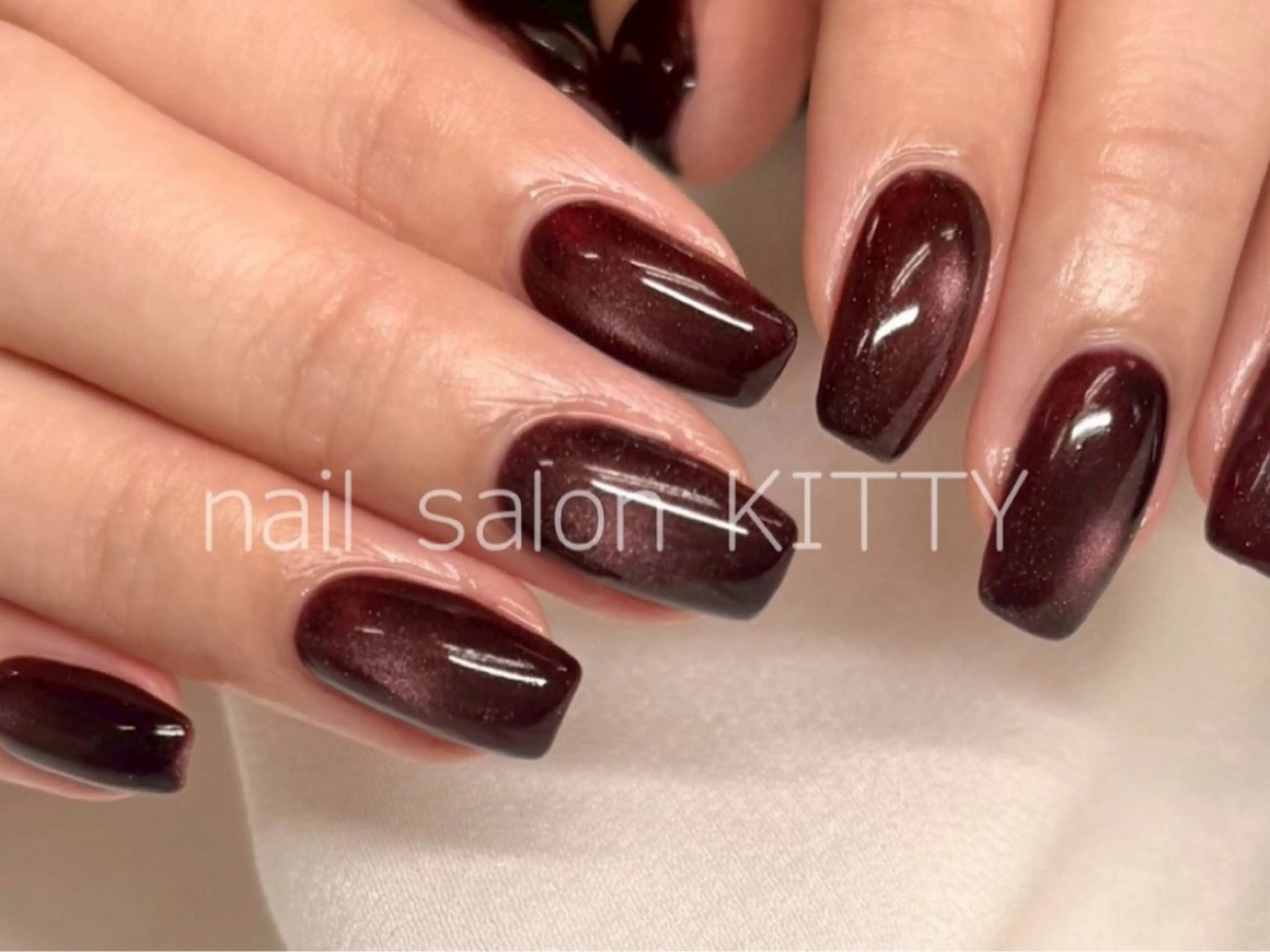 ネイル KITTY🕯️ AKIのネイルデザイン