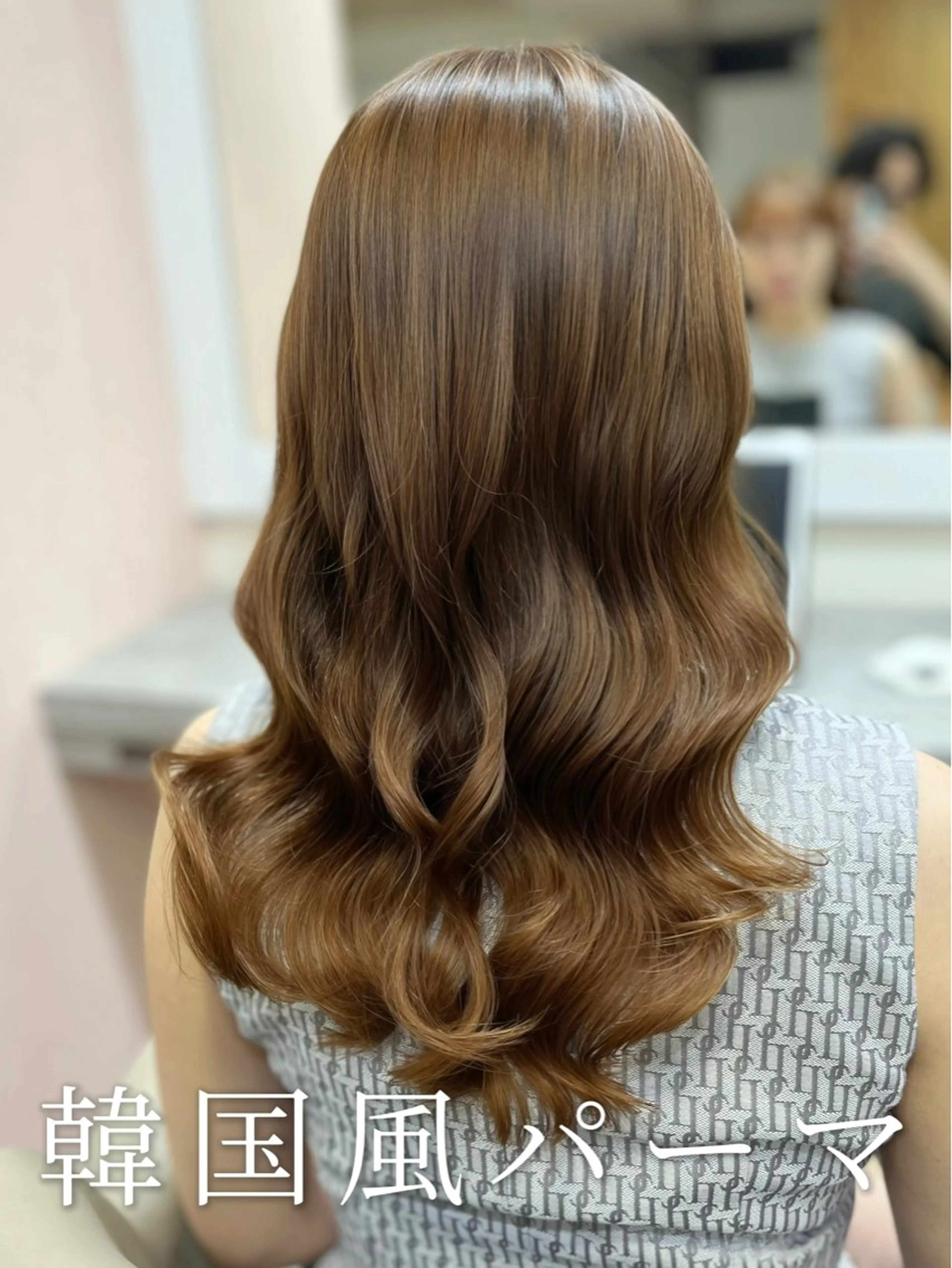 セミロング セミロングパーマ 韓国風ヘア カット パーマ 波巻きウェーブ 韓国風パーマ 纐纈のヘアスタイル