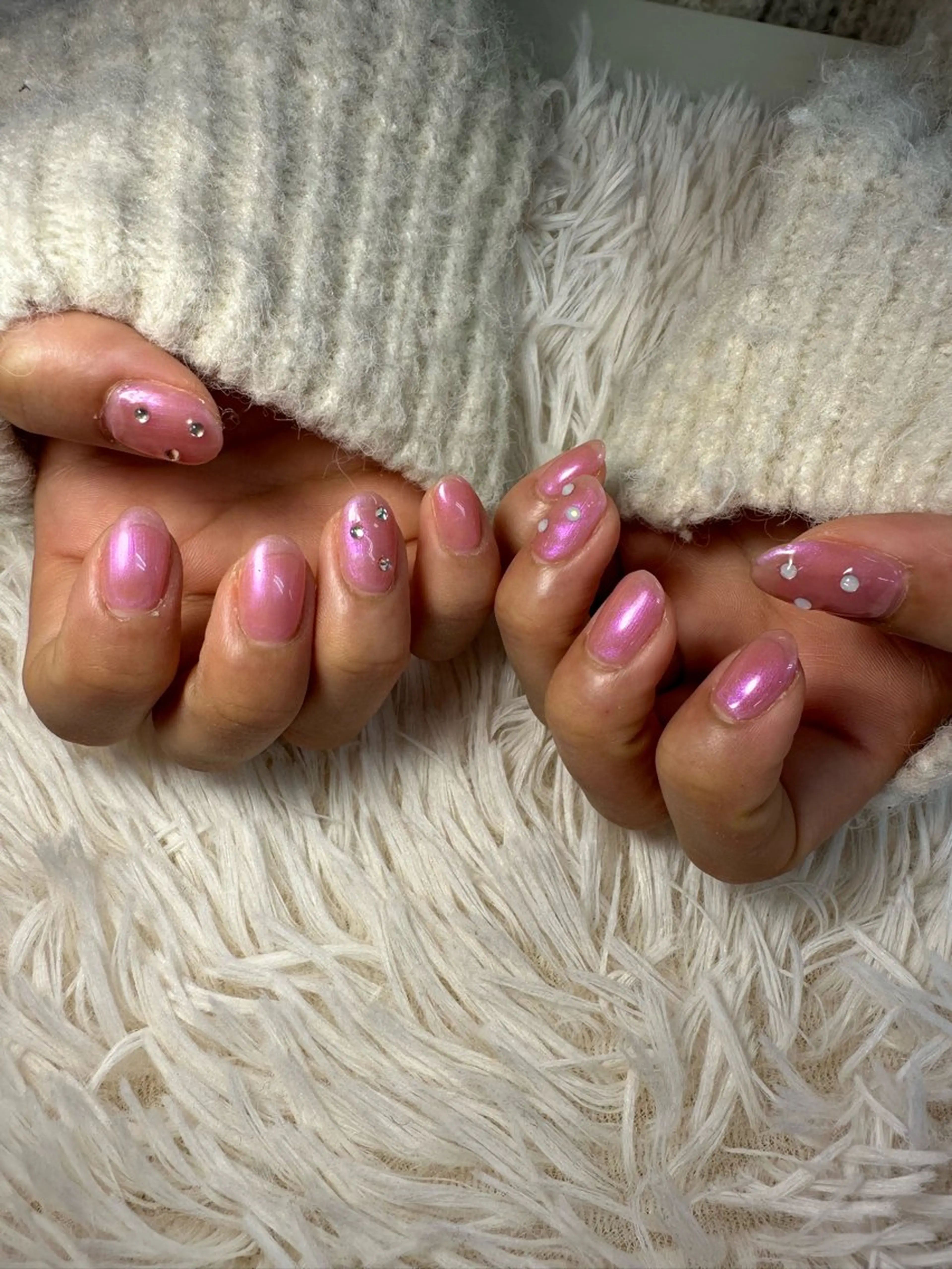 ネイル オーロラネイル ハンドネイル MOE .Kのネイルデザイン