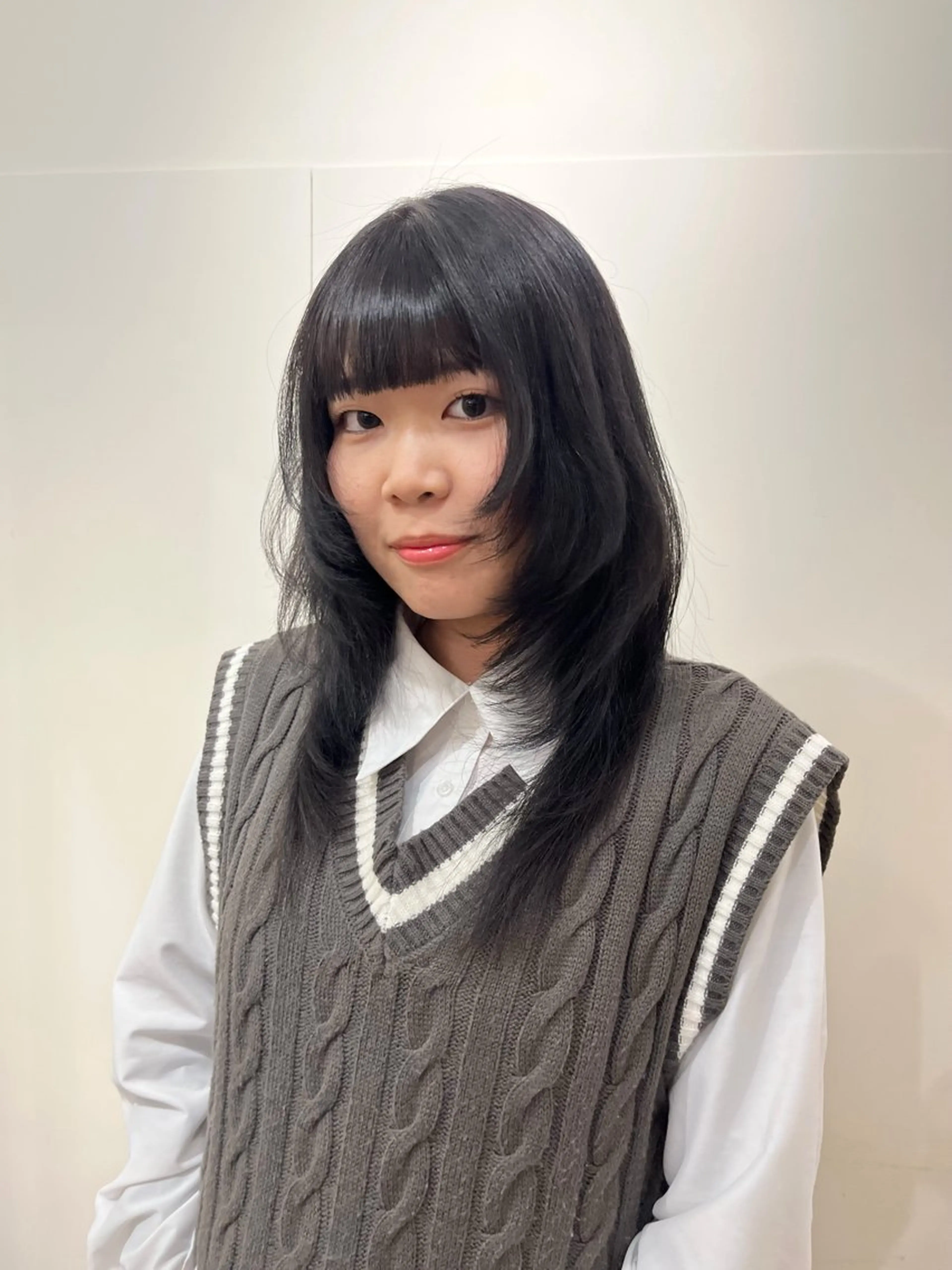 ロング カラー 透明感カラー グレージュ ラベンダーカラー ラベンダーグレージュ ラベンダーグレー くすみカラー/ パーマ/ろーれんのヘアスタイル