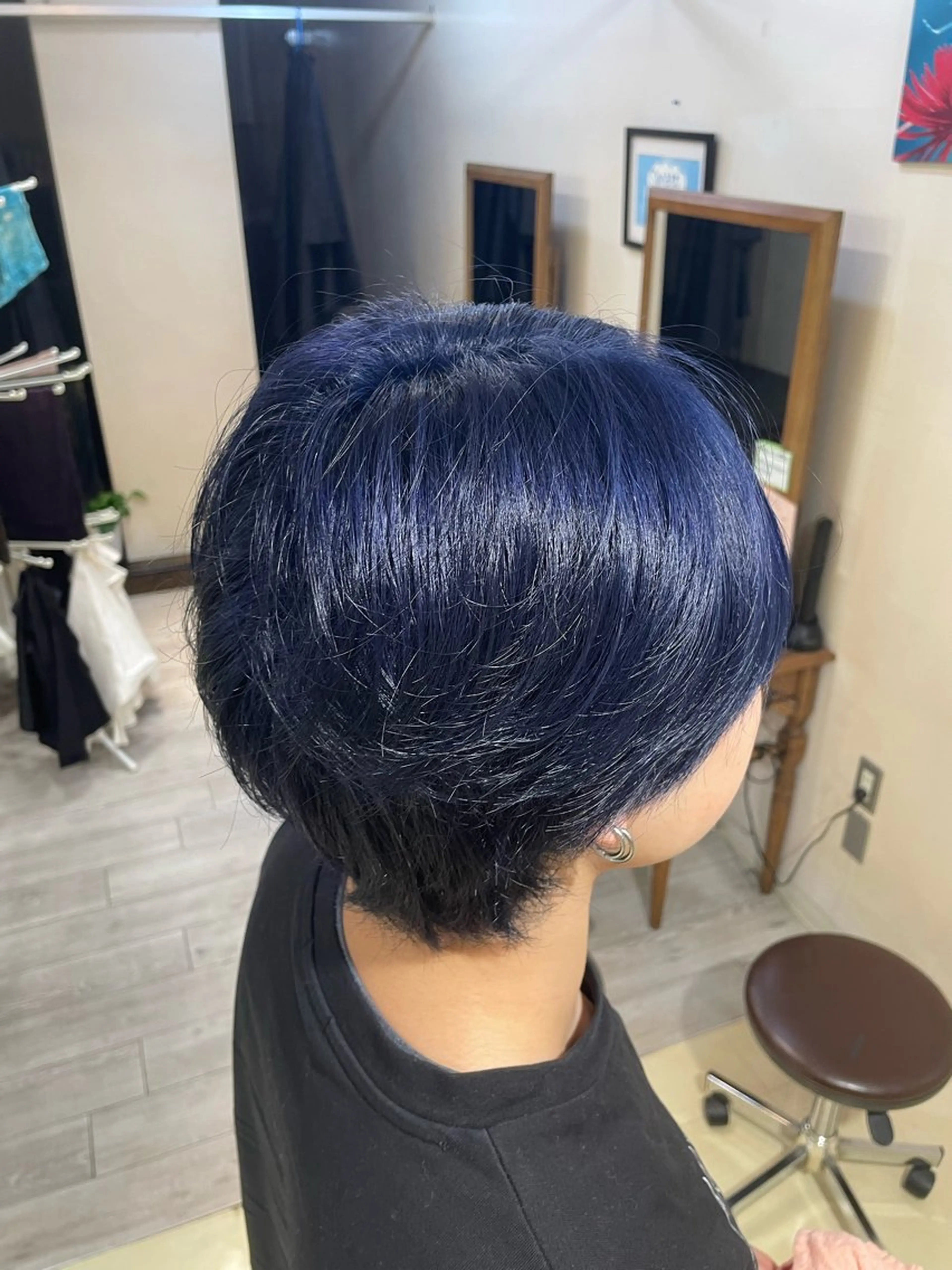カラー メンズ メンズハイトーン ブルーカラー ハイトーンカラー ヘアカラー azule 草加所属・山川 大翔のヘアスタイル