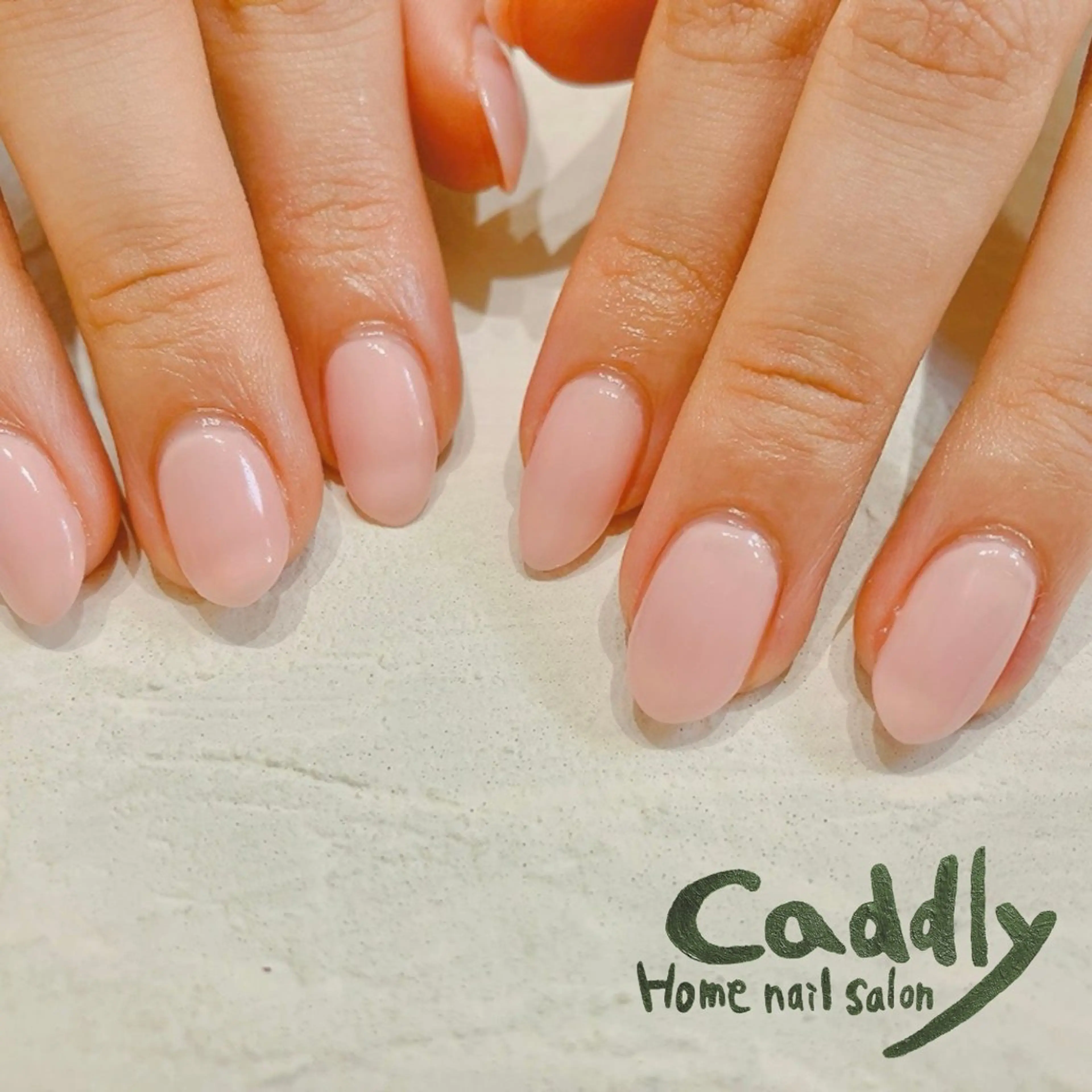 ネイル ワンカラーネイル ピンク caddly naoのネイルデザイン