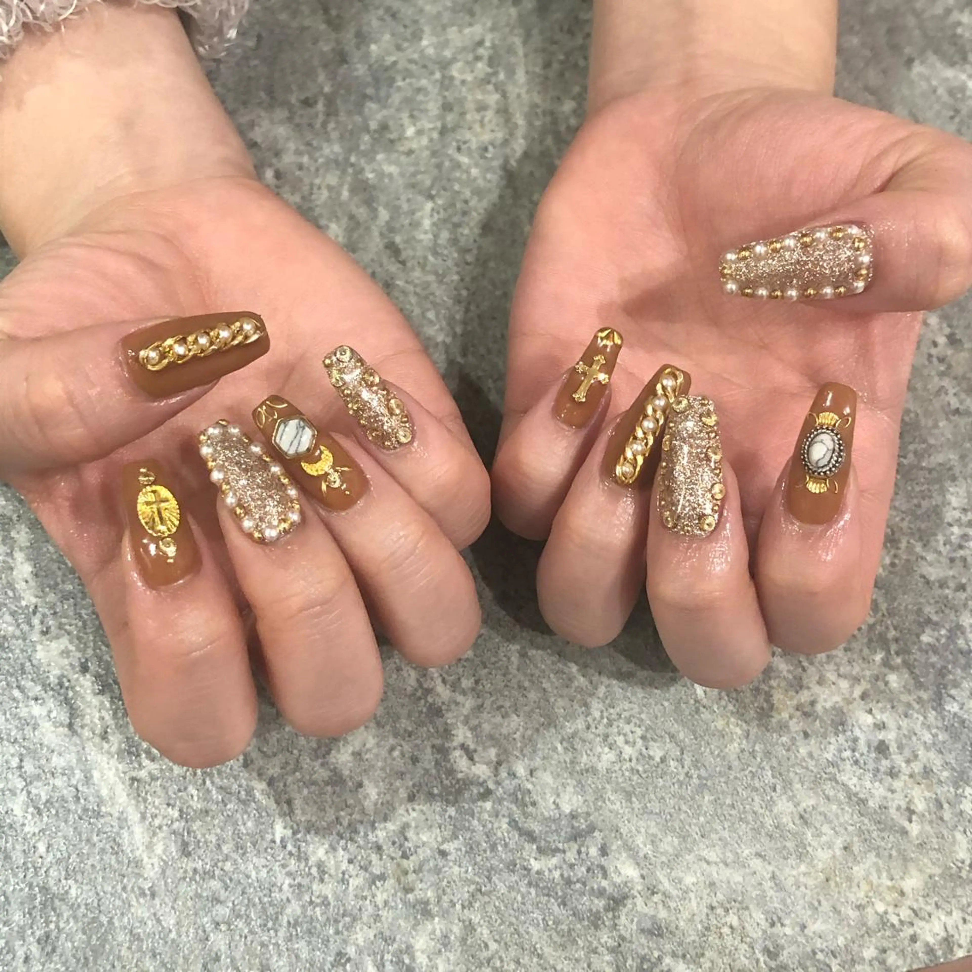 ネイル crestnail所属・小林 束紗のネイルデザイン