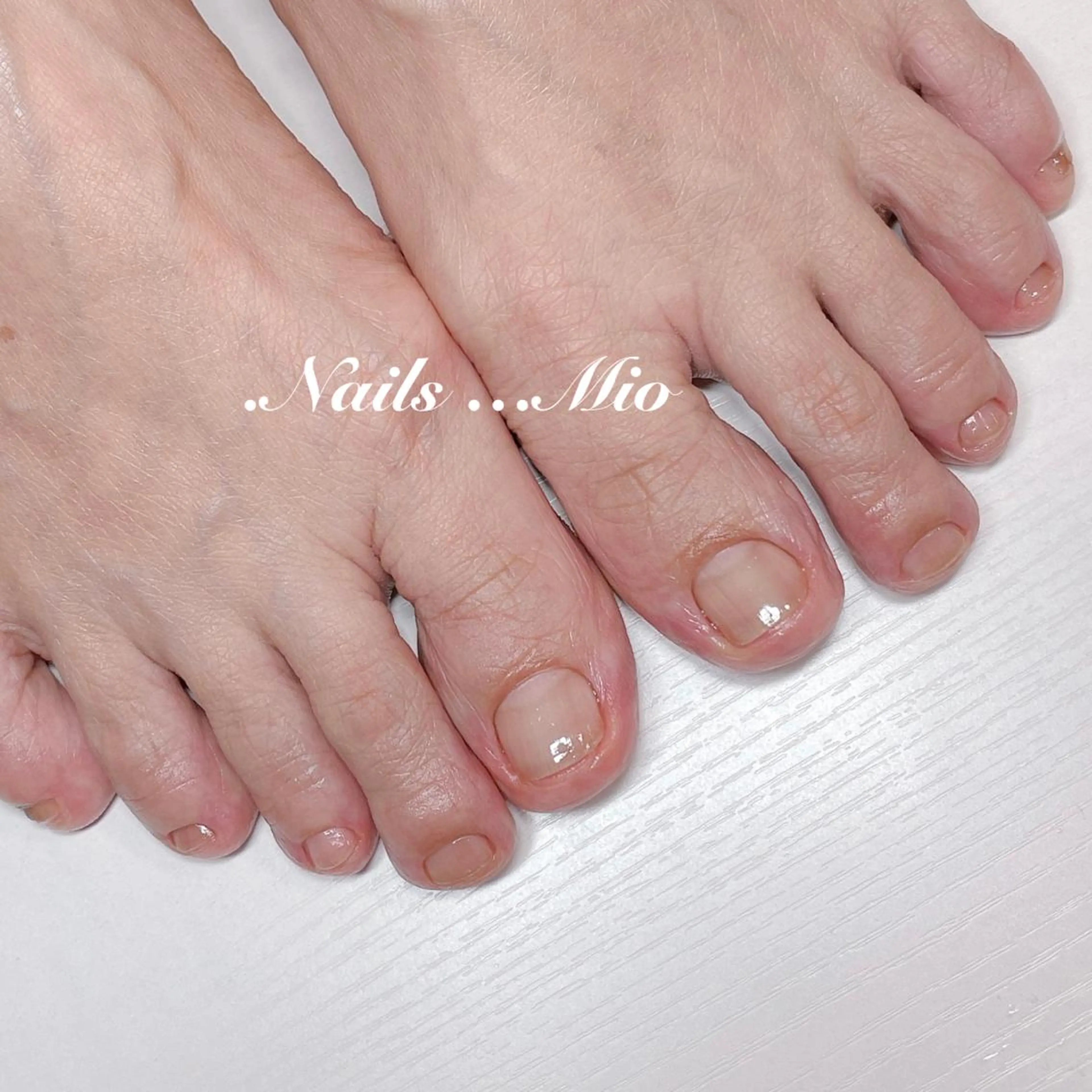 ネイル フットネイル フットネイル .Nails Mio 赤羽西ネイルサロンのネイルデザイン