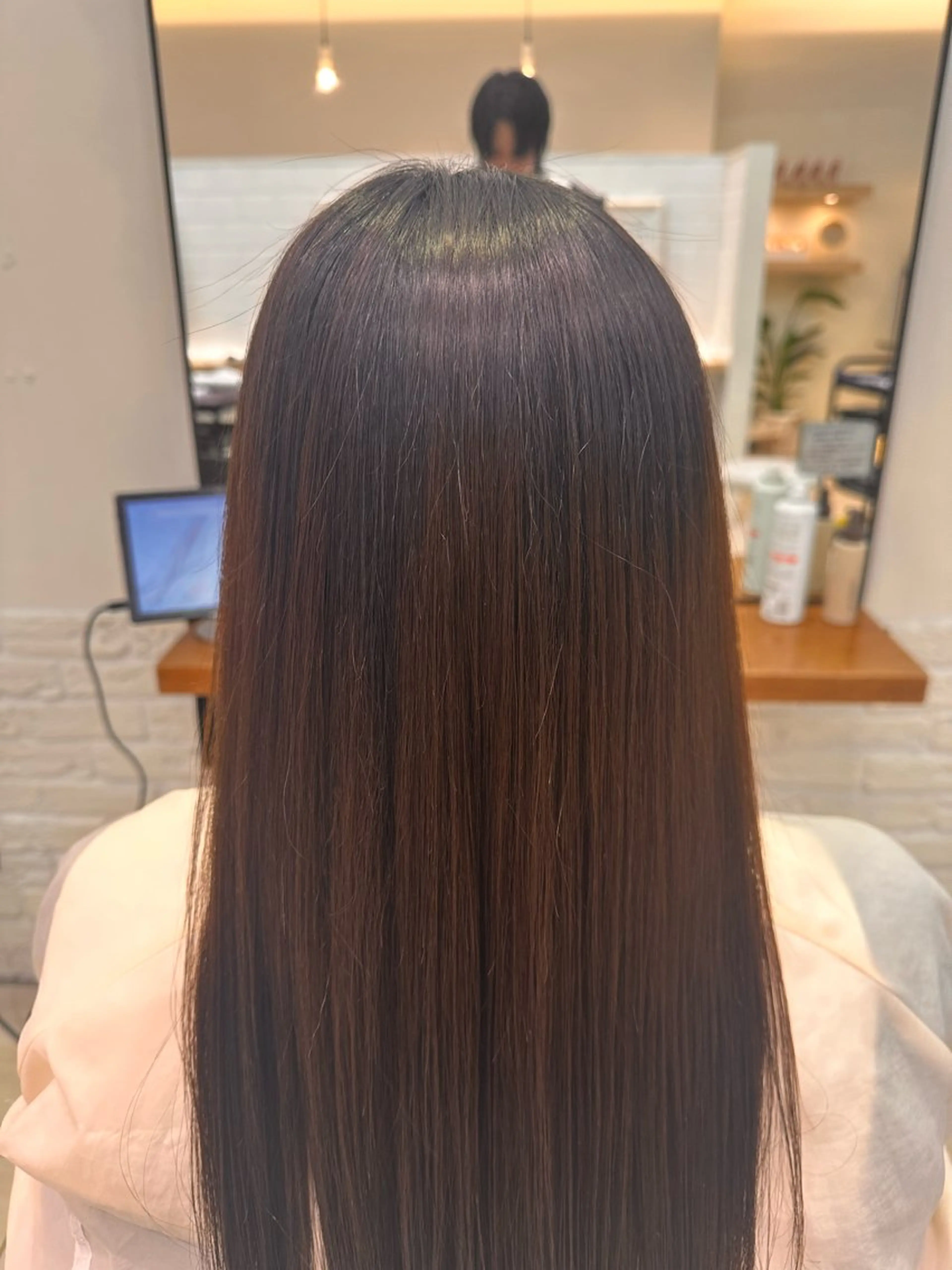 ロング 縮毛矯正 久後清斗 クゴサヤトのヘアスタイル