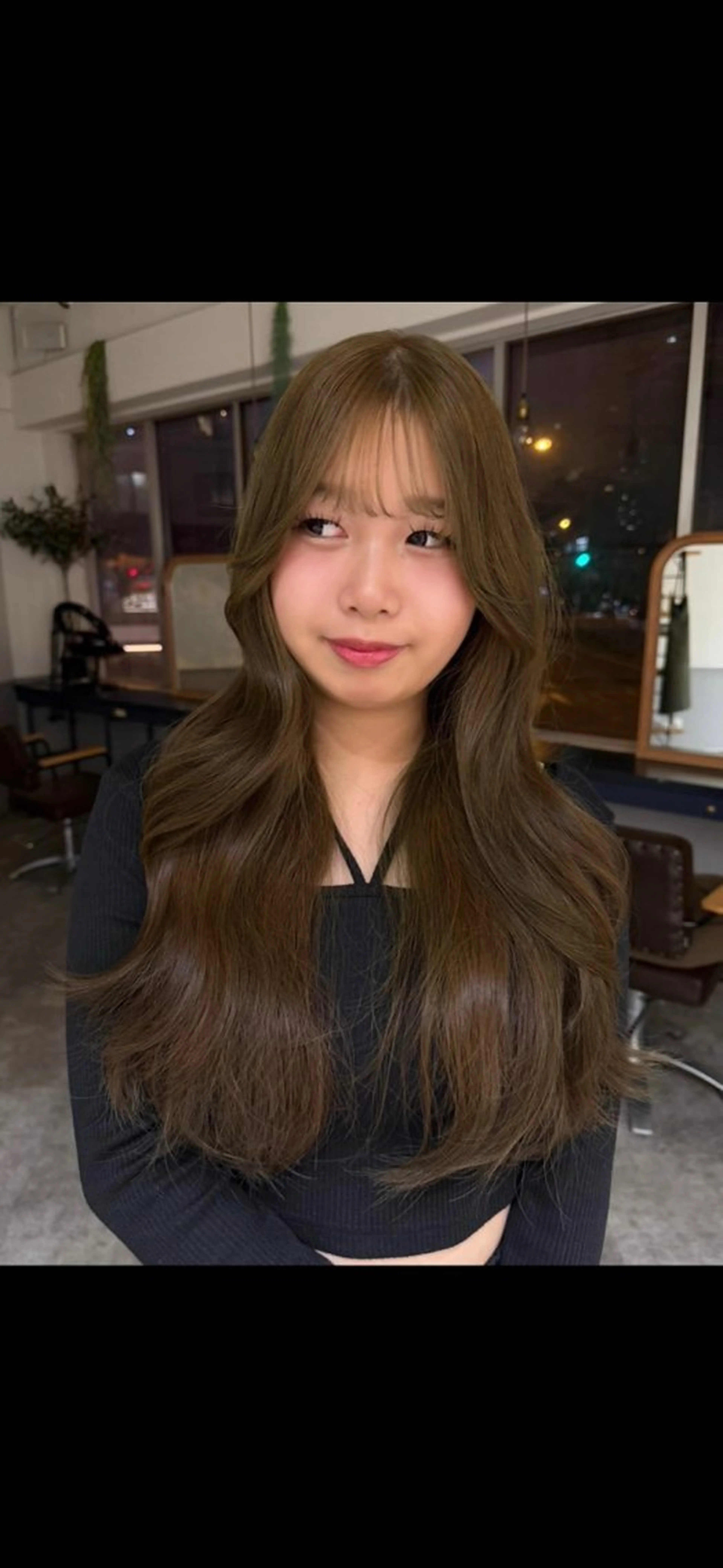 ロング ヘアカラー siki yuikaのヘアスタイル