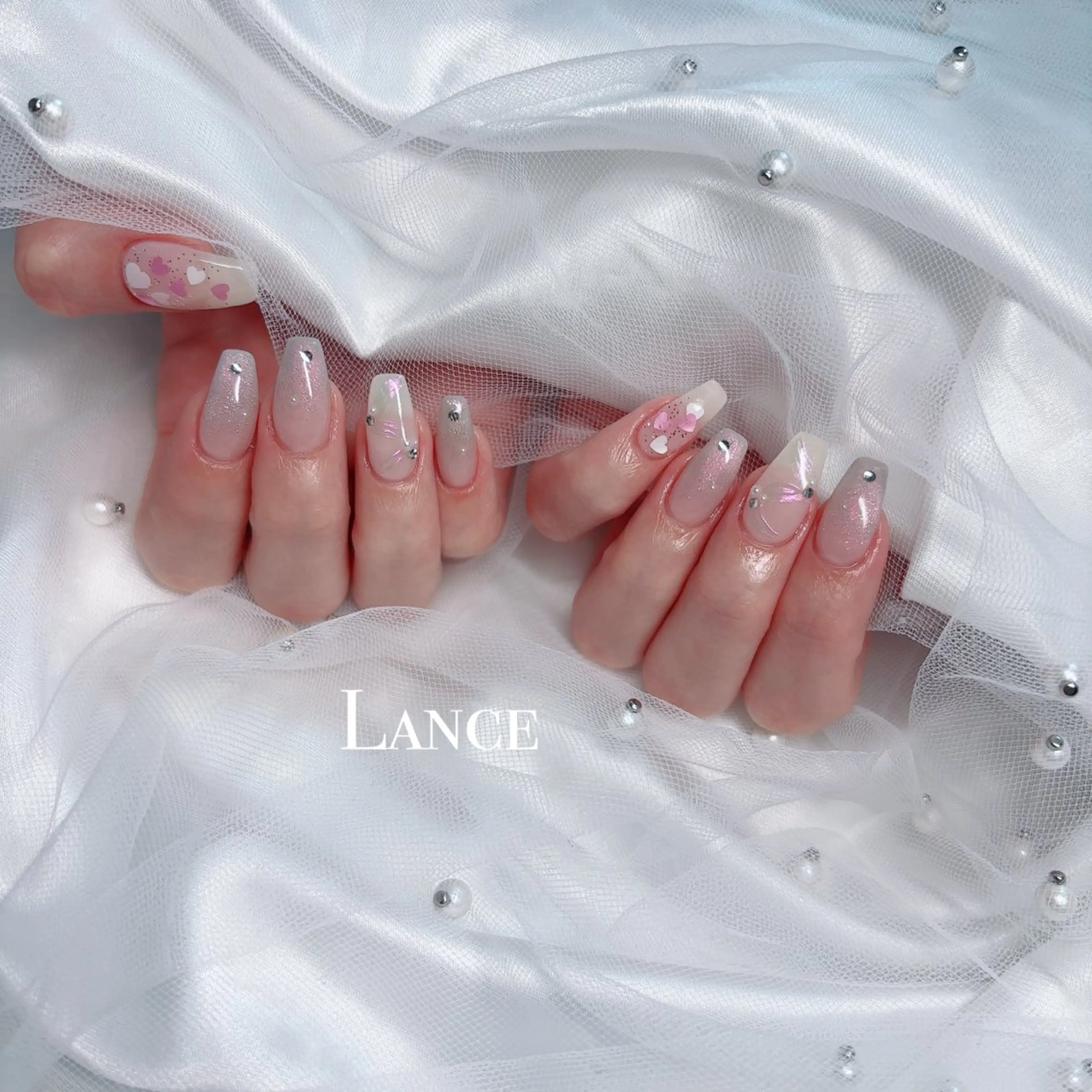 ネイル オーロラネイル フットネイル フレンチネイル キラキラネイル 韓国ネイル ハンドネイル Lance nailのネイルデザイン