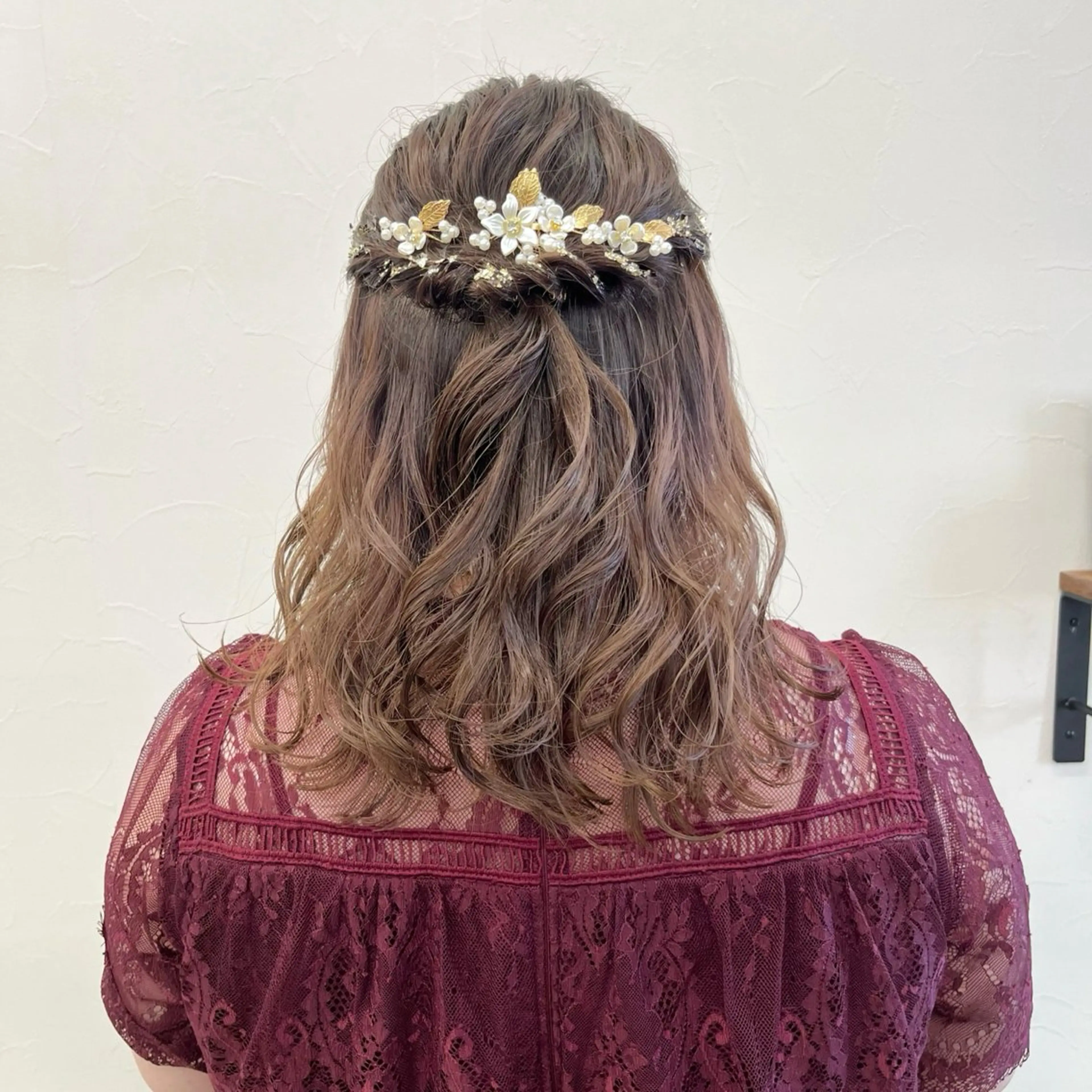 ヘアアレンジ ハーフアップ ボブ ウルフカット ヘアセット 朝がちょっと楽しくな るshort・bobのヘアスタイル