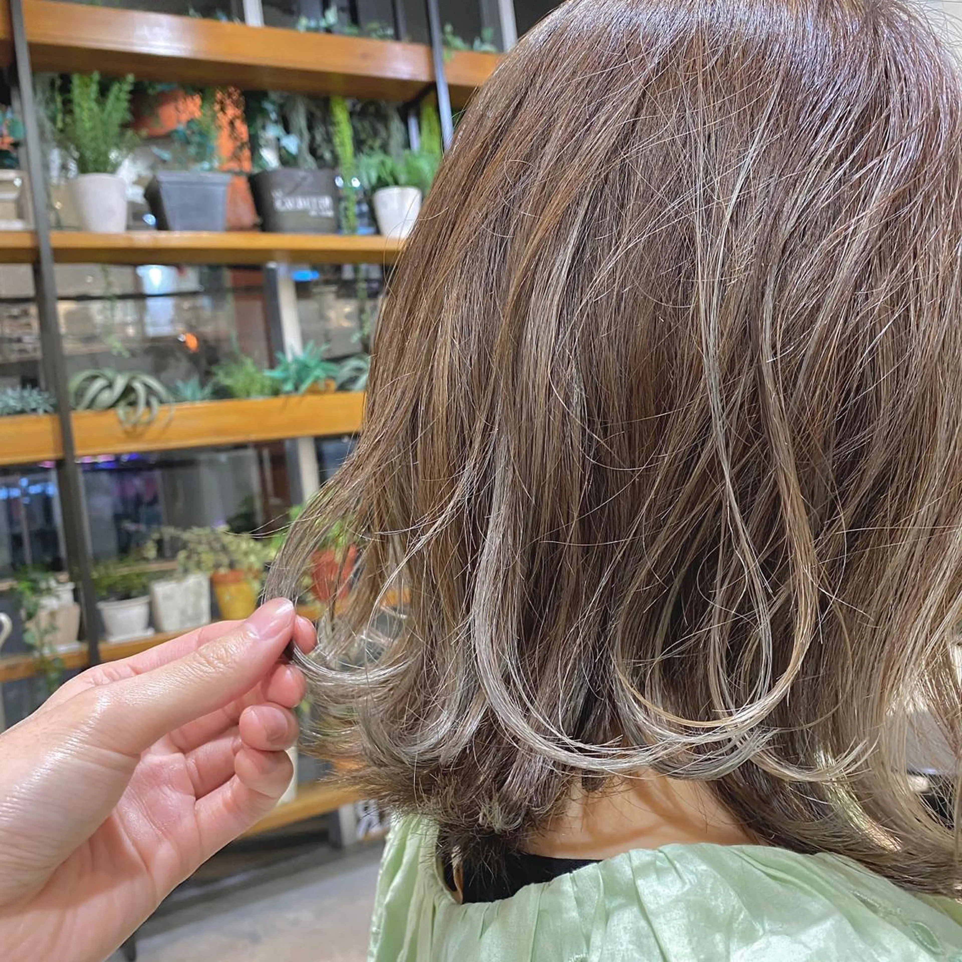 ミディアム カラー ヘアアレンジ カット ヘアカラー トリートメント ヘッドスパ tane.所属・【ダメージレス施術】 【透明感】北村 拓也のヘアスタイル