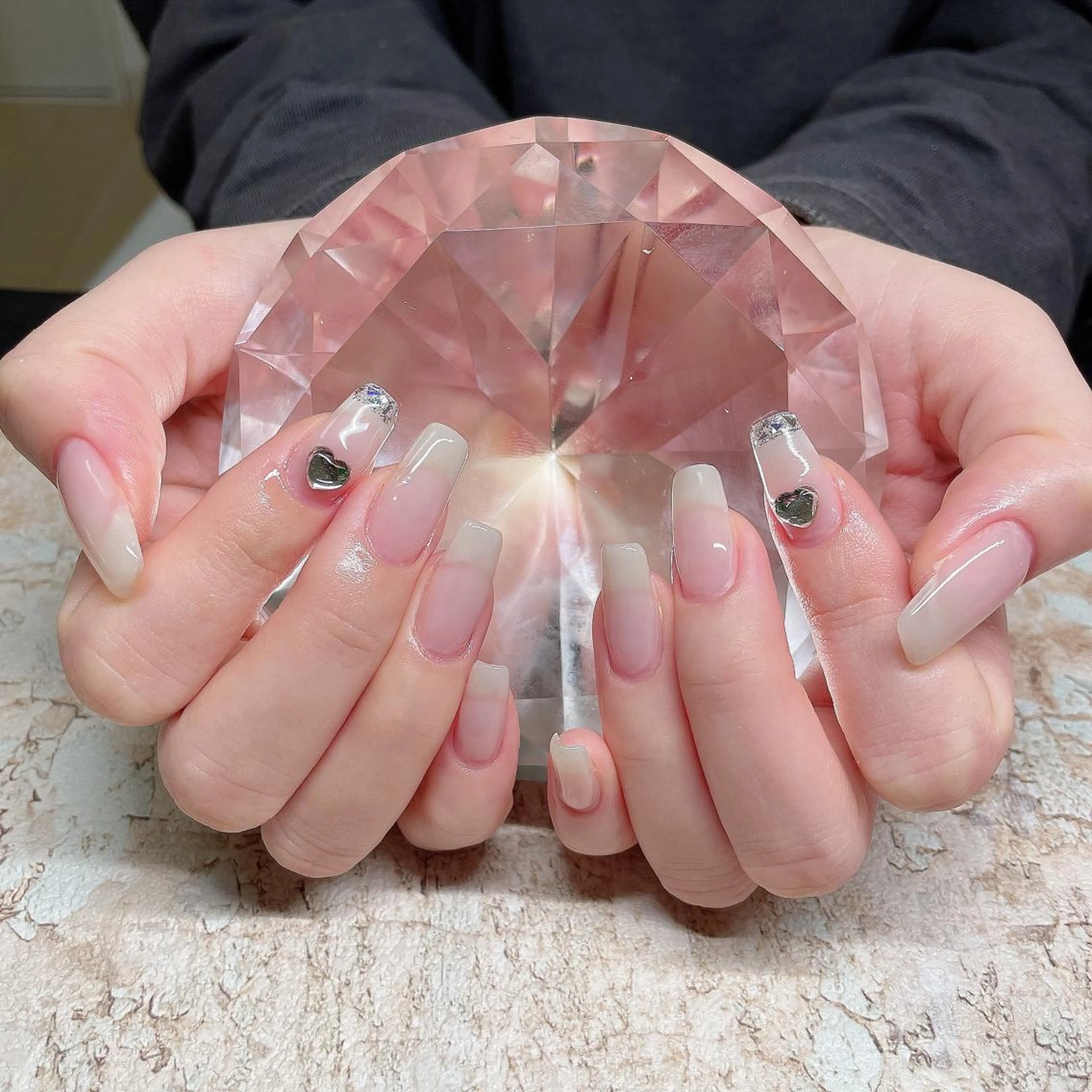 ネイル アートネイル フレンチネイル ジェルネイル グラデーション 韓国ネイル Nail room Bimano所属・Bimano seica♡+°のネイルデザイン