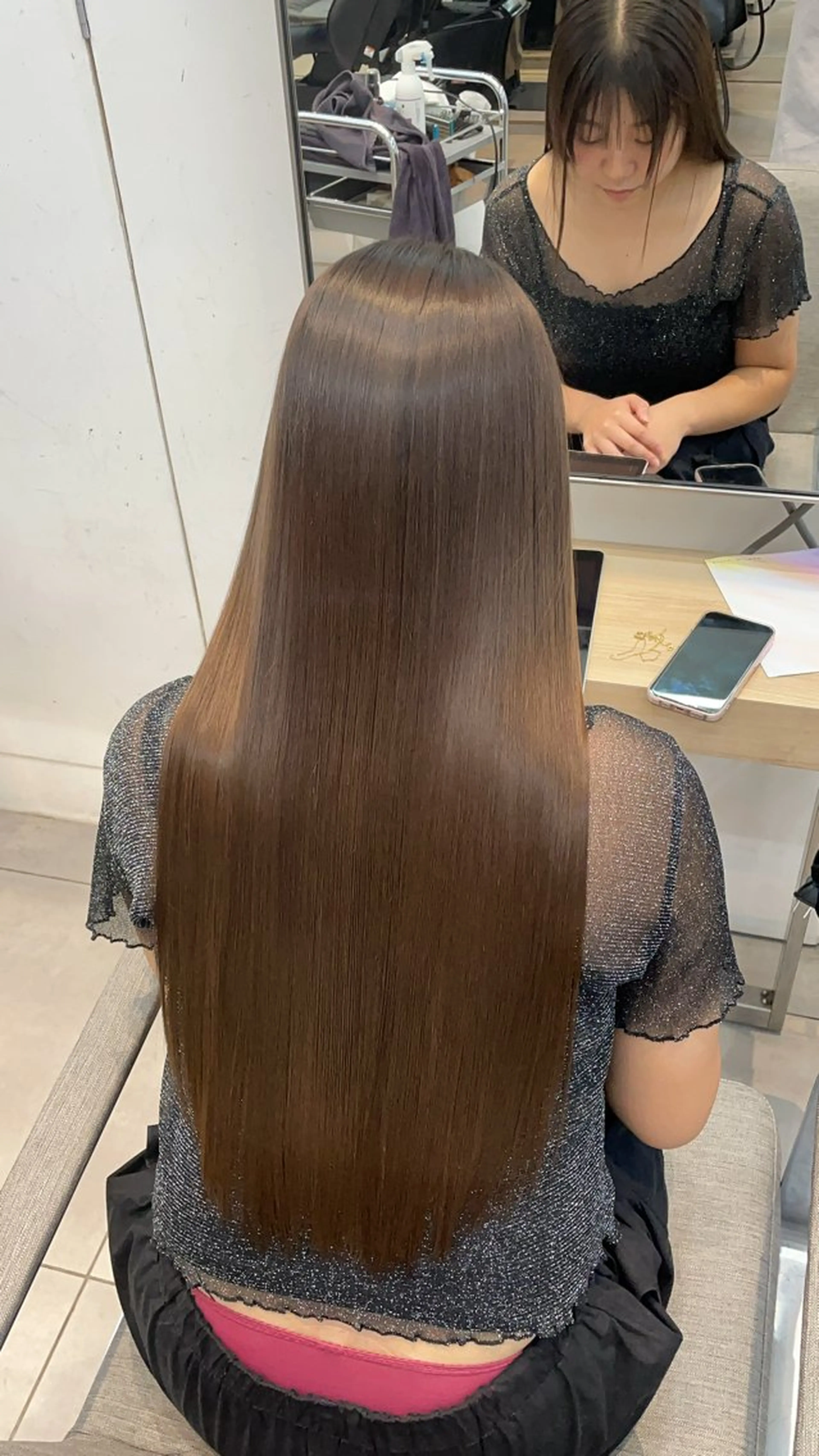 ロング ヘアカラー 縮毛矯正 トリートメント ✨髪質改善✨美髪 矯正🫧小泉のヘアスタイル