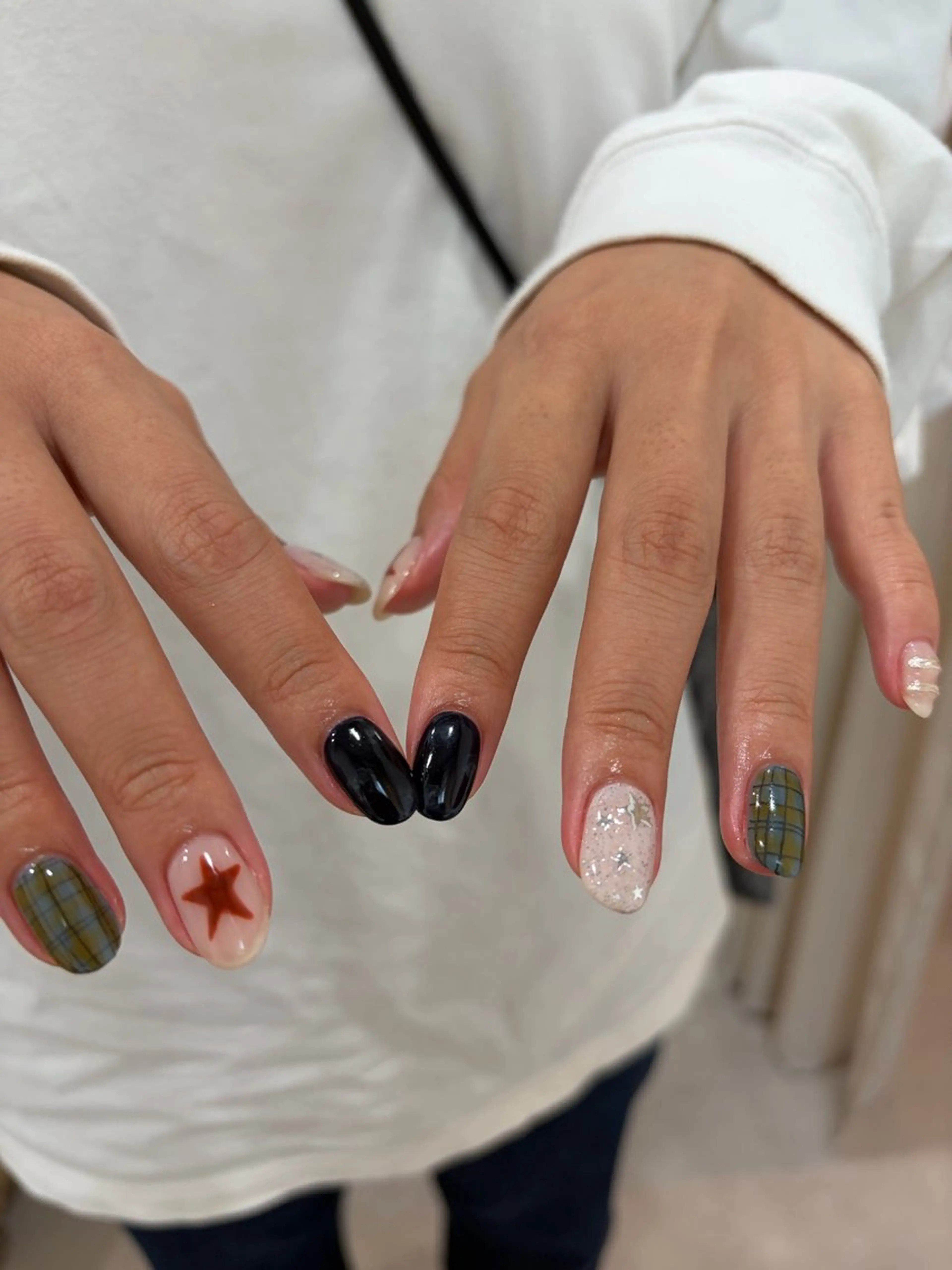 ネイル ハンドネイル NINE_ SAKIのネイルデザイン