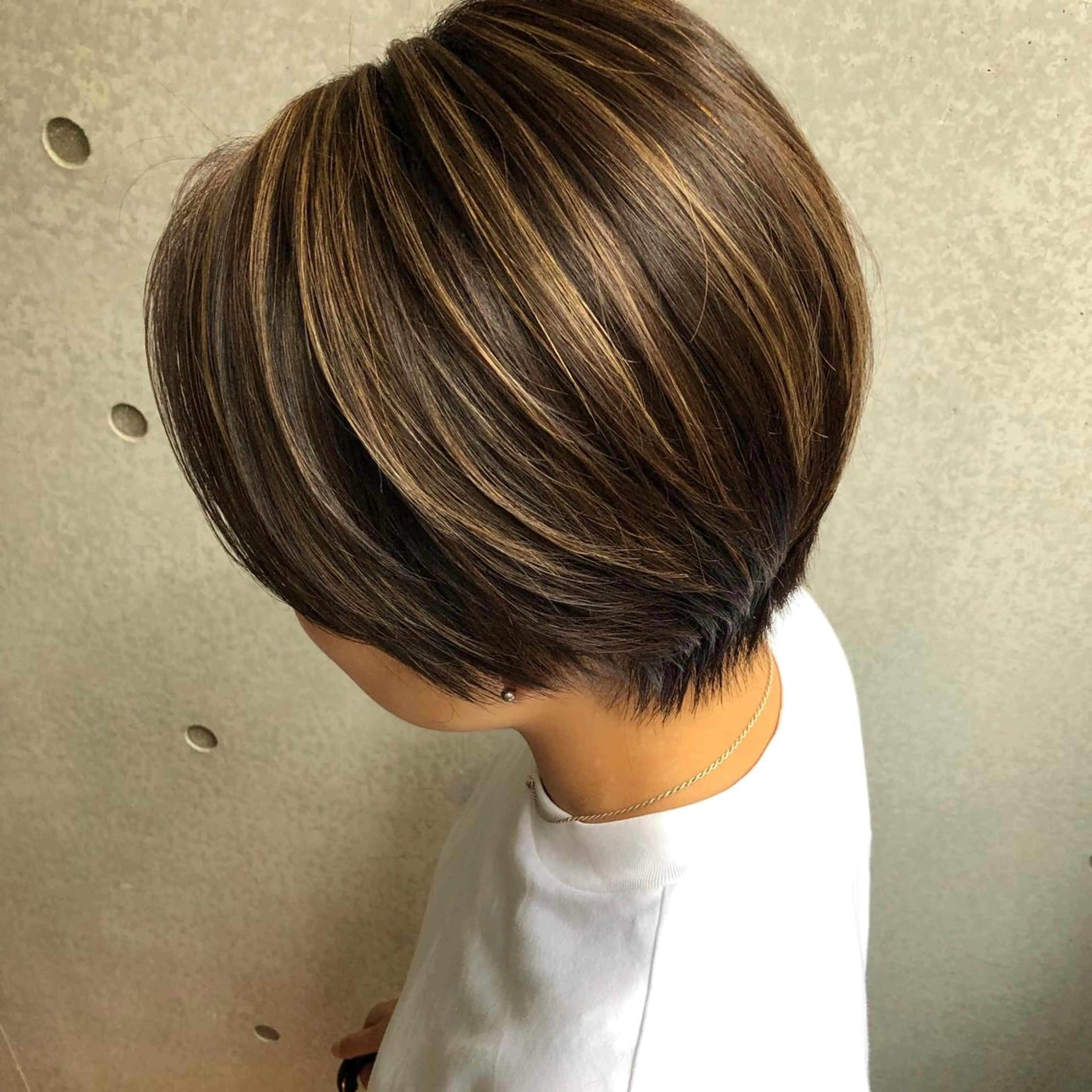 ショート カラー 🤎ベージュカラー 🐶メンズパーマのヘアスタイル