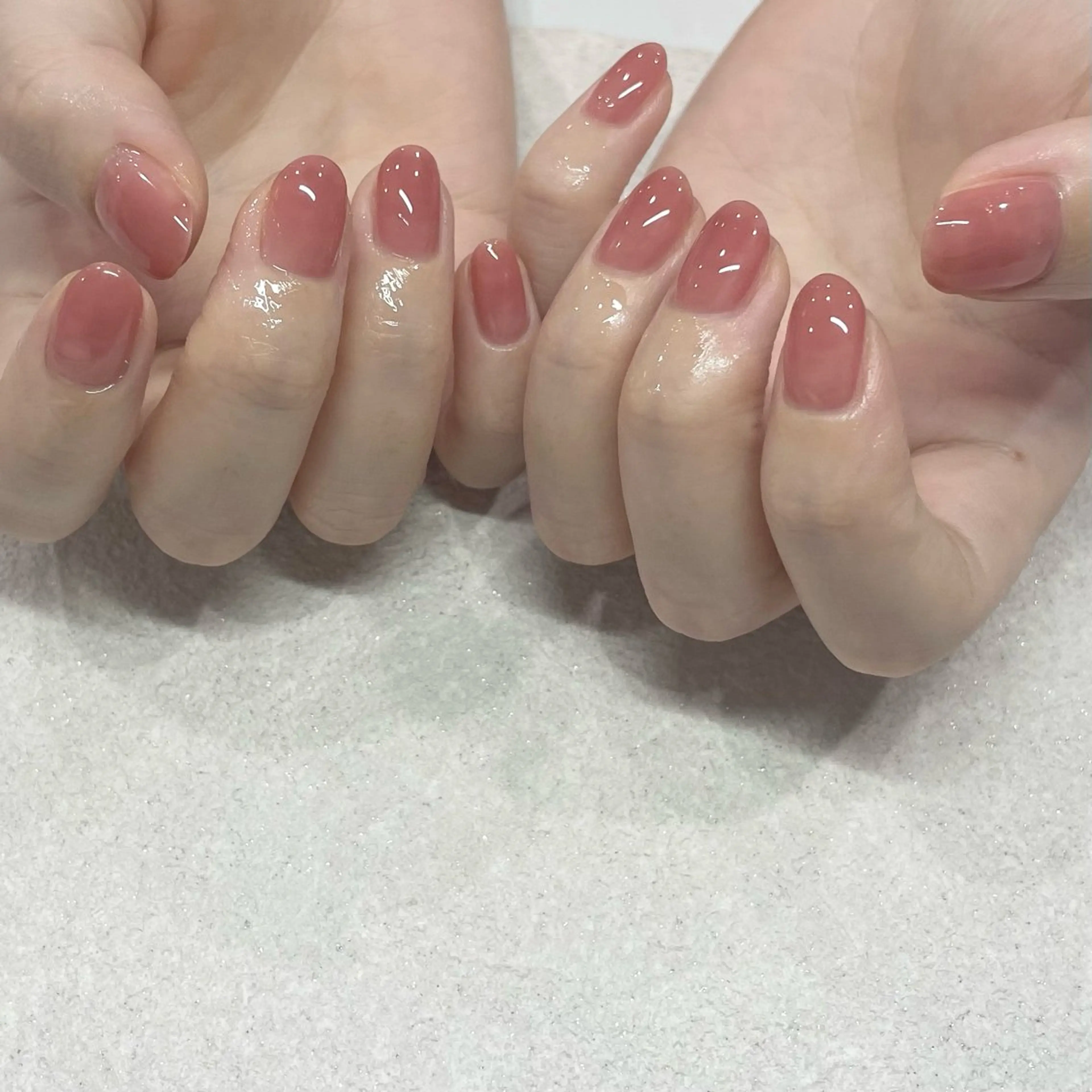 ネイル パラジェルサロン 大人女性が通うサロンのネイルデザイン